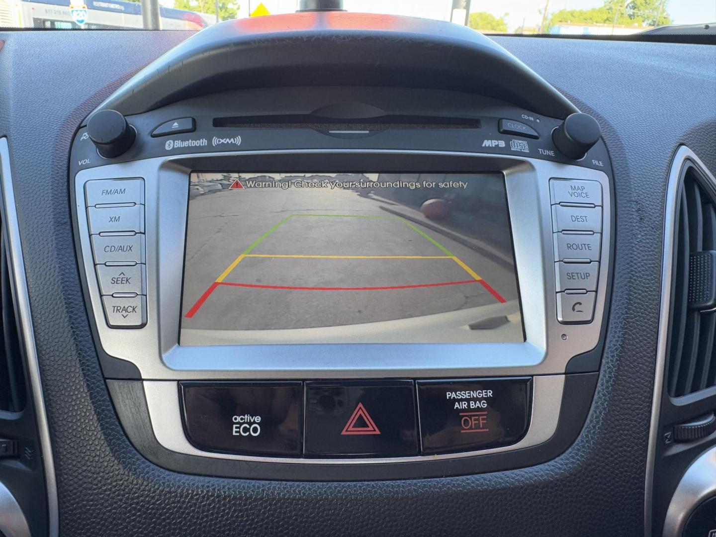 2013 SILVER HYUNDAI TUCSON GLS; LIMITED (KM8JUCAC9DU) , located at 5900 E. Lancaster Ave., Fort Worth, TX, 76112, (817) 457-5456, 0.000000, 0.000000 - Photo#19