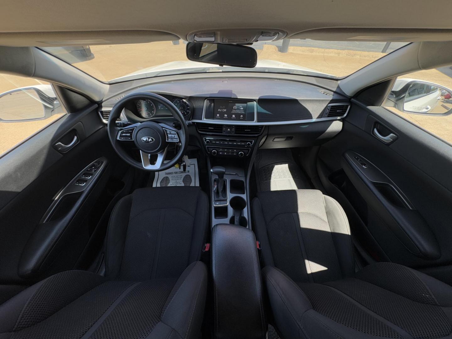 2020 WHITE KIA OPTIMA LX; S; SE (5XXGT4L33LG) , located at 5900 E. Lancaster Ave., Fort Worth, TX, 76112, (817) 457-5456, 0.000000, 0.000000 - Photo#17