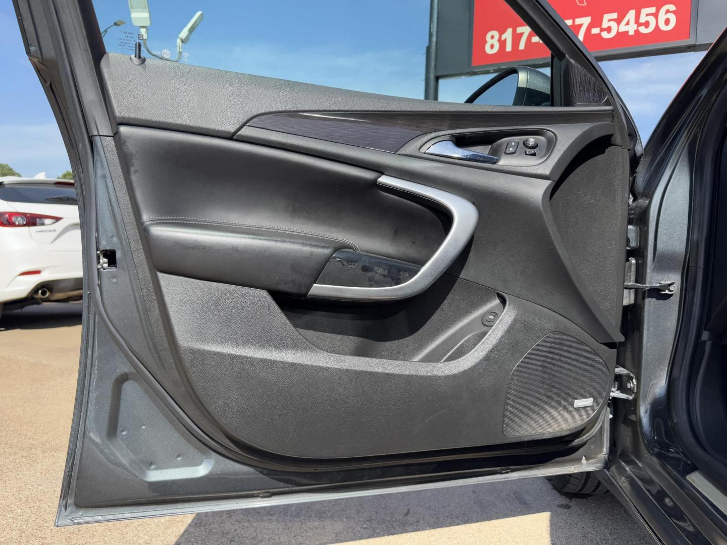 2016 GRAY BUICK REGAL PREMIUM 2 (2G4GS5GX0G9) , located at 5900 E. Lancaster Ave., Fort Worth, TX, 76112, (817) 457-5456, 0.000000, 0.000000 - Photo#7