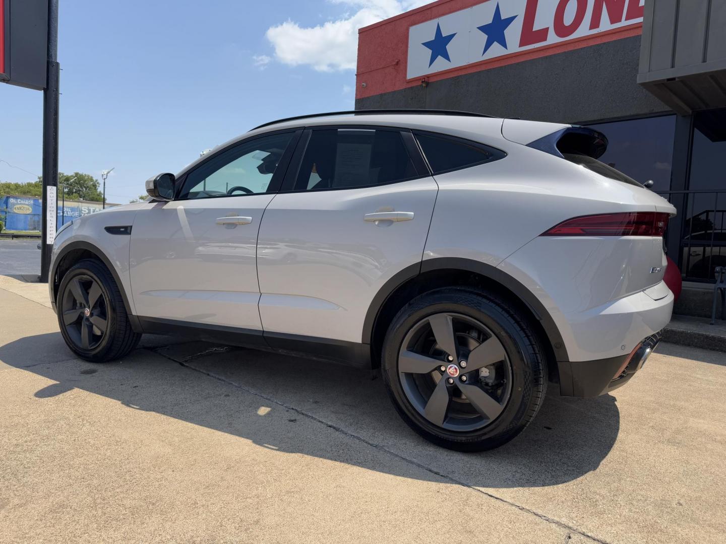 2018 GRAY JAGUAR E-PACE FIRST EDITION (SADFP2FX4J1) , located at 5900 E. Lancaster Ave., Fort Worth, TX, 76112, (817) 457-5456, 0.000000, 0.000000 - Photo#6