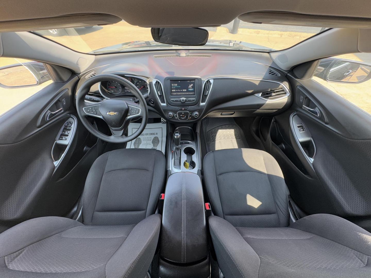 2016 GRAY /BLACK CHEVROLET MALIBU LT (1LT) 1LT (1G1ZE5ST1GF) with an 1.5L engine, 6-Speed Automatic transmission, located at 5900 E. Lancaster Ave., Fort Worth, TX, 76112, (817) 457-5456, 0.000000, 0.000000 - The 2016 Chevrolet Malibu 1LT is powered by a 1.5L 4-cylinder engine paired with a 6-speed automatic transmission and front-wheel drive, offering 27 MPG city and 37 MPG highway for excellent fuel efficiency. The sedan comfortably seats 5 passengers and features a well-designed interior for daily dri - Photo#17