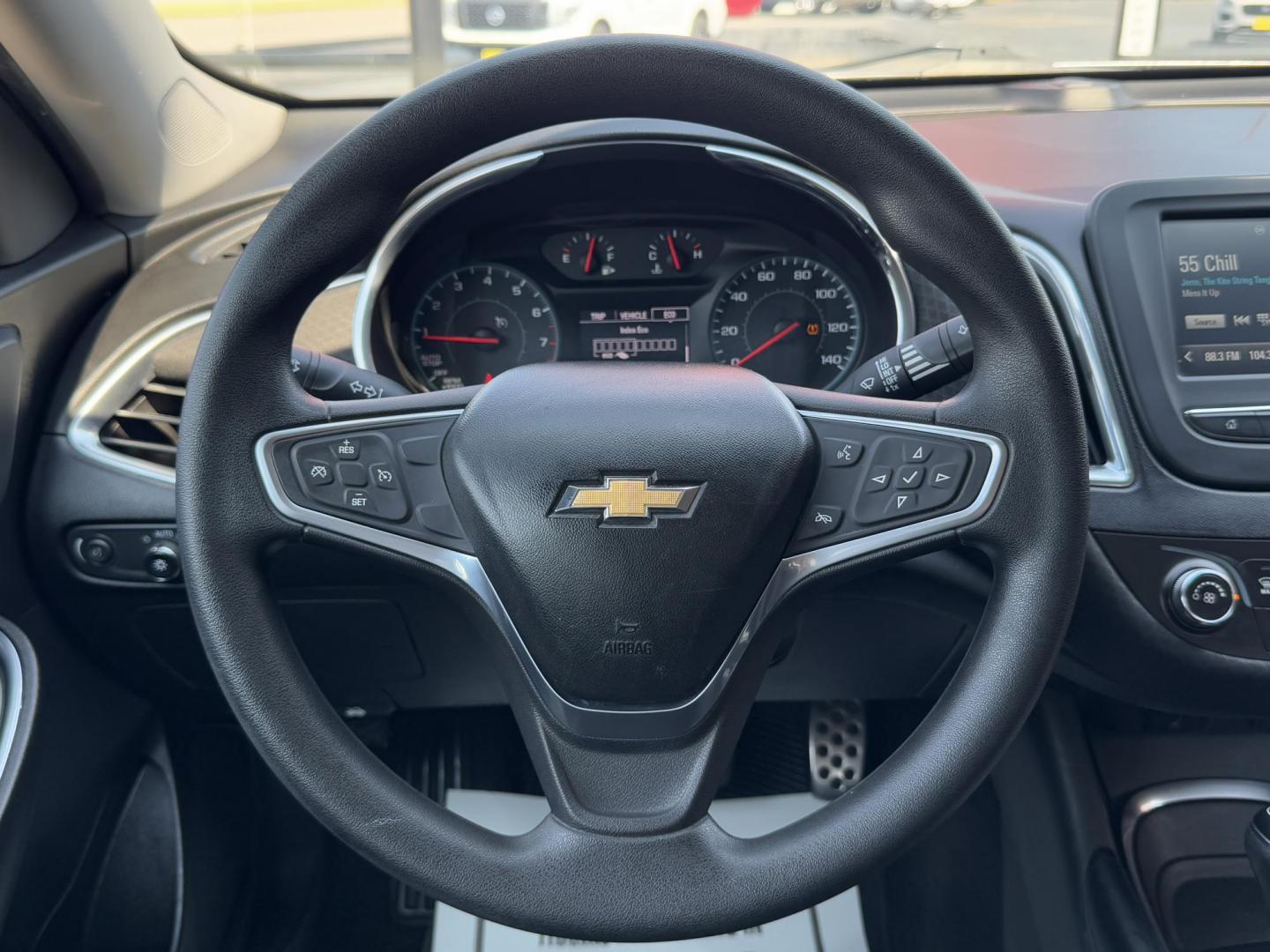 2016 GRAY /BLACK CHEVROLET MALIBU LT (1LT) 1LT (1G1ZE5ST1GF) with an 1.5L engine, 6-Speed Automatic transmission, located at 5900 E. Lancaster Ave., Fort Worth, TX, 76112, (817) 457-5456, 0.000000, 0.000000 - The 2016 Chevrolet Malibu 1LT is powered by a 1.5L 4-cylinder engine paired with a 6-speed automatic transmission and front-wheel drive, offering 27 MPG city and 37 MPG highway for excellent fuel efficiency. The sedan comfortably seats 5 passengers and features a well-designed interior for daily dri - Photo#18