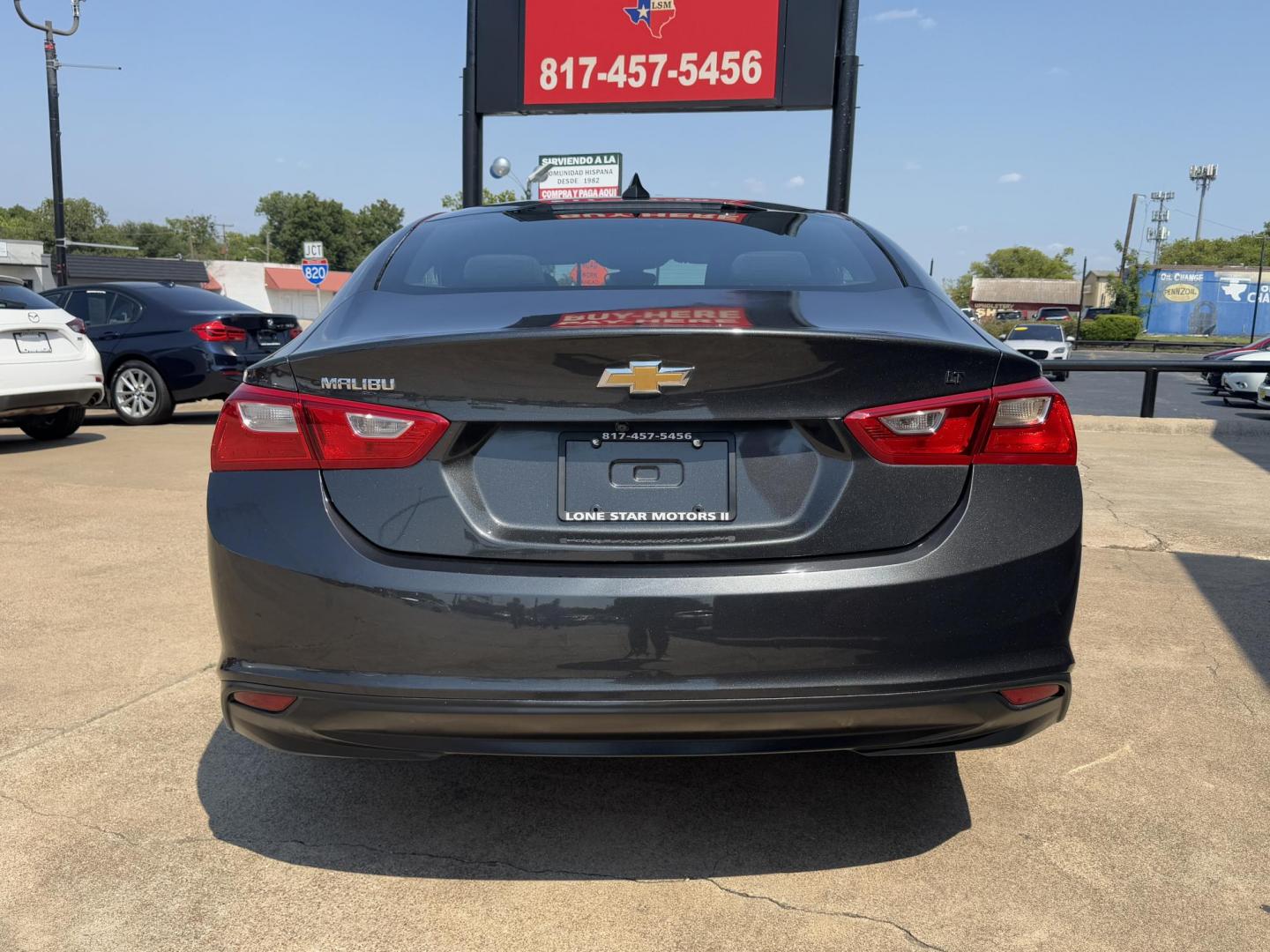 2016 GRAY /BLACK CHEVROLET MALIBU LT (1LT) 1LT (1G1ZE5ST1GF) with an 1.5L engine, 6-Speed Automatic transmission, located at 5900 E. Lancaster Ave., Fort Worth, TX, 76112, (817) 457-5456, 0.000000, 0.000000 - The 2016 Chevrolet Malibu 1LT is powered by a 1.5L 4-cylinder engine paired with a 6-speed automatic transmission and front-wheel drive, offering 27 MPG city and 37 MPG highway for excellent fuel efficiency. The sedan comfortably seats 5 passengers and features a well-designed interior for daily dri - Photo#4