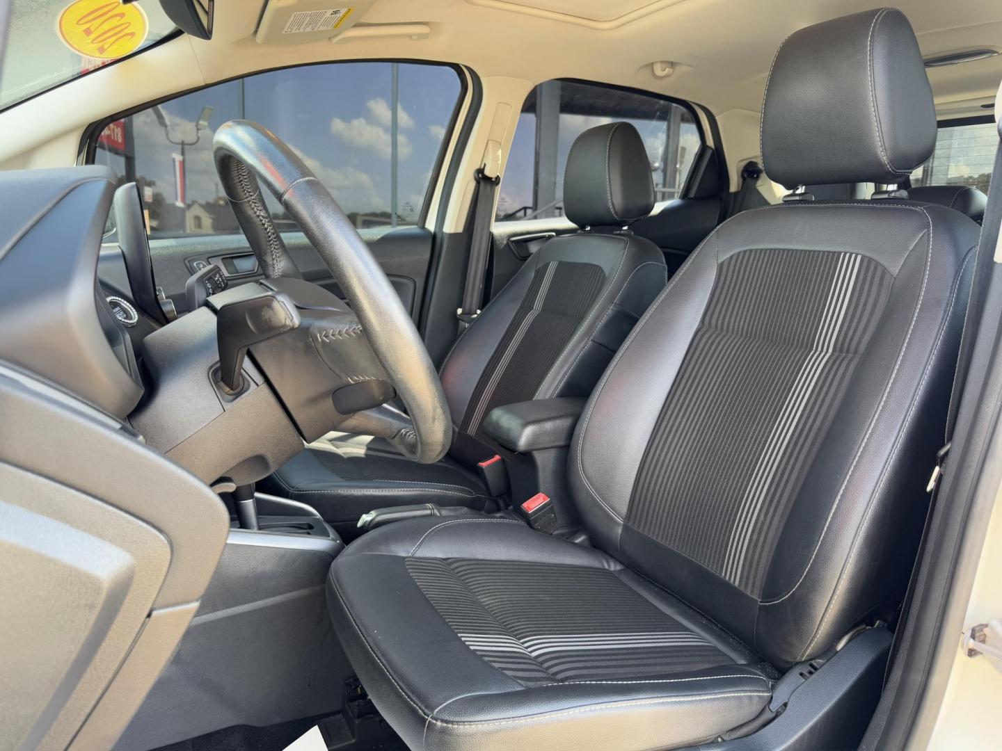 2020 WHITE FORD ECOSPORT SES (MAJ6S3JL9LC) , located at 5900 E. Lancaster Ave., Fort Worth, TX, 76112, (817) 457-5456, 0.000000, 0.000000 - Photo#9