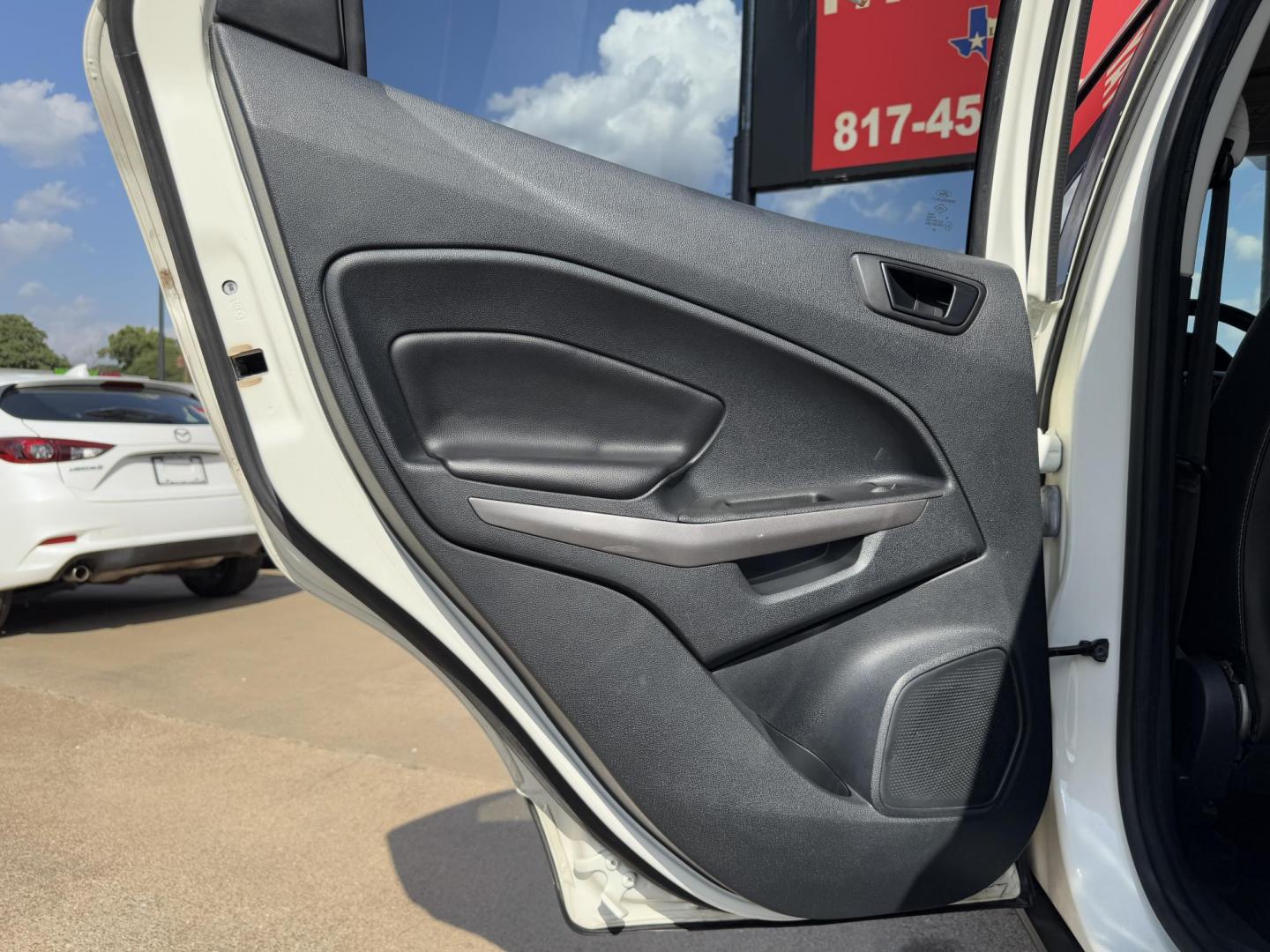 2020 WHITE FORD ECOSPORT SES (MAJ6S3JL9LC) , located at 5900 E. Lancaster Ave., Fort Worth, TX, 76112, (817) 457-5456, 0.000000, 0.000000 - Photo#10
