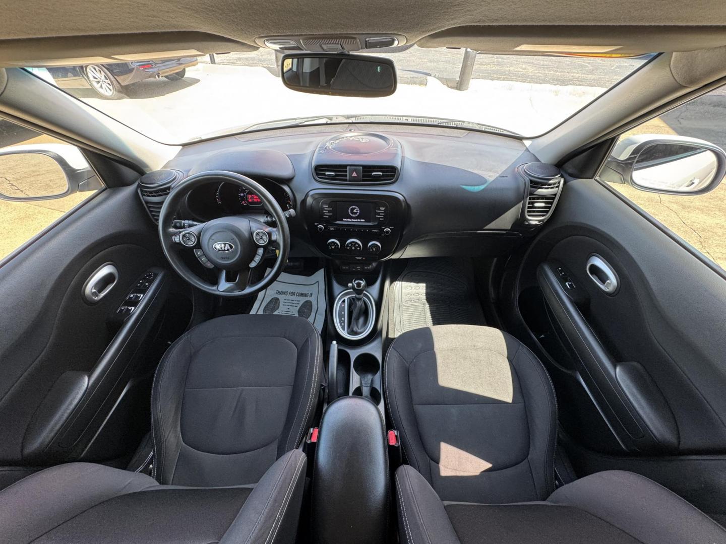 2018 WHITE KIA SOUL BASE (KNDJN2A25J7) , located at 5900 E. Lancaster Ave., Fort Worth, TX, 76112, (817) 457-5456, 0.000000, 0.000000 - Photo#17