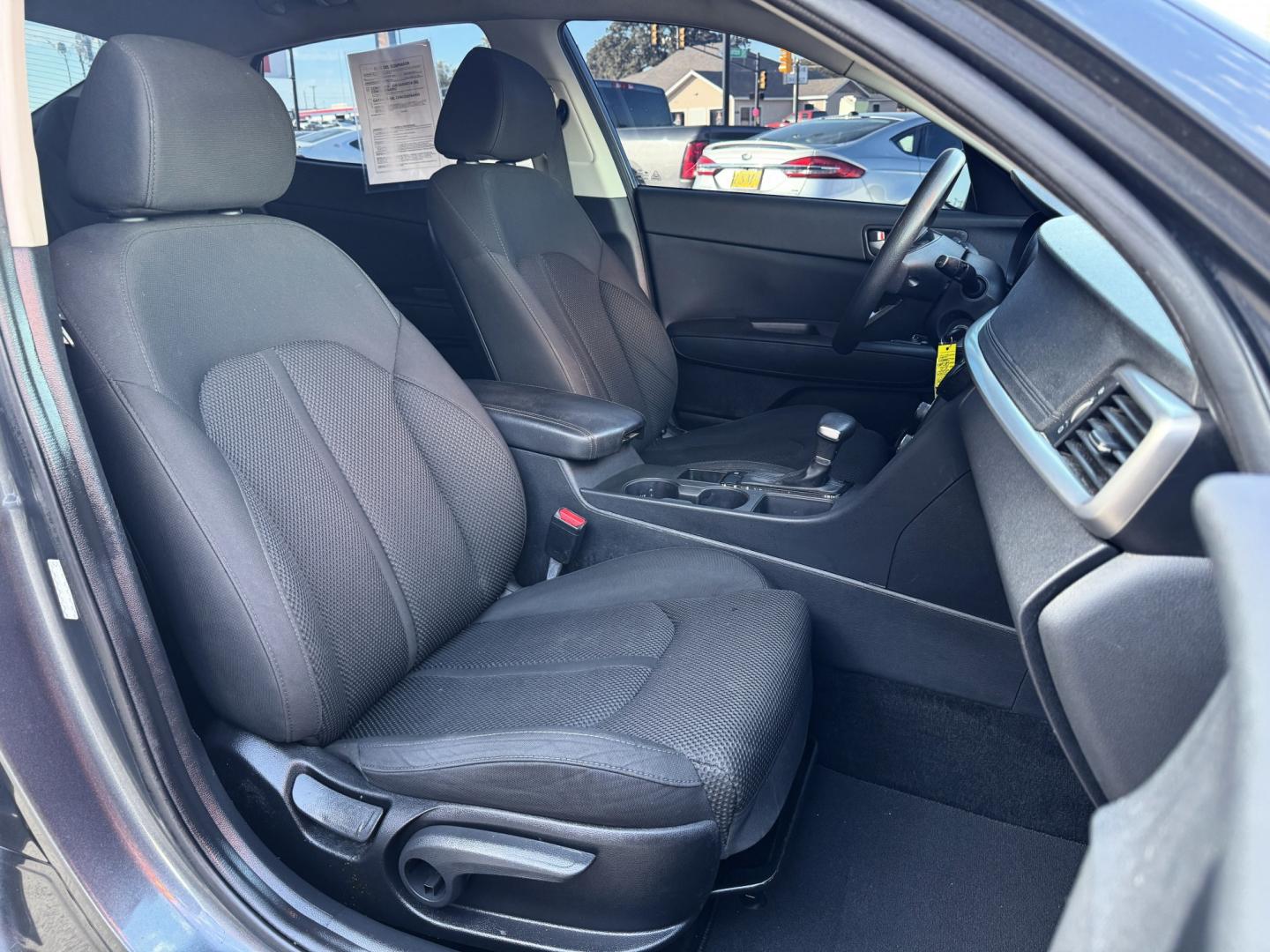 2020 GRAY KIA OPTIMA LX; S; SE (5XXGT4L3XLG) , located at 5900 E. Lancaster Ave., Fort Worth, TX, 76112, (817) 457-5456, 0.000000, 0.000000- Photo#17