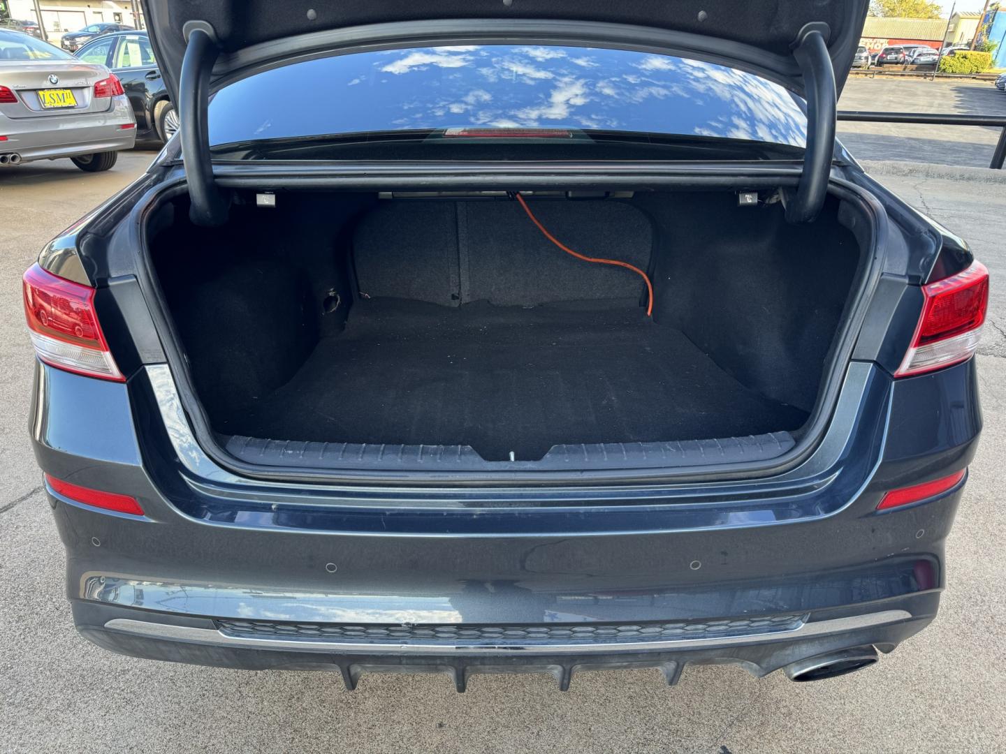 2020 GRAY KIA OPTIMA LX; S; SE (5XXGT4L3XLG) , located at 5900 E. Lancaster Ave., Fort Worth, TX, 76112, (817) 457-5456, 0.000000, 0.000000- Photo#5