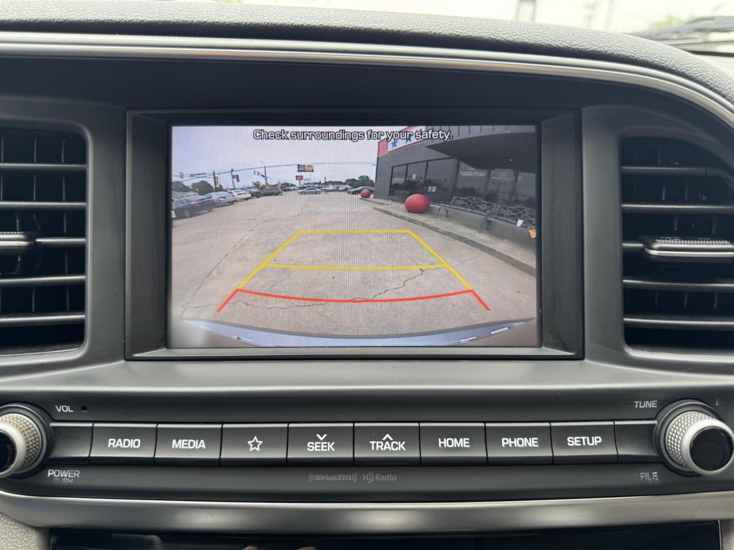 2019 GRAY HYUNDAI ELANTRA LIMITED; SEL (KMHD84LF2KU) , located at 5900 E. Lancaster Ave., Fort Worth, TX, 76112, (817) 457-5456, 0.000000, 0.000000 - Photo#20
