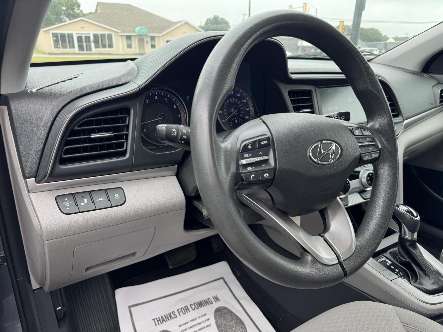 2019 GRAY HYUNDAI ELANTRA LIMITED; SEL (KMHD84LF2KU) , located at 5900 E. Lancaster Ave., Fort Worth, TX, 76112, (817) 457-5456, 0.000000, 0.000000 - Photo#8