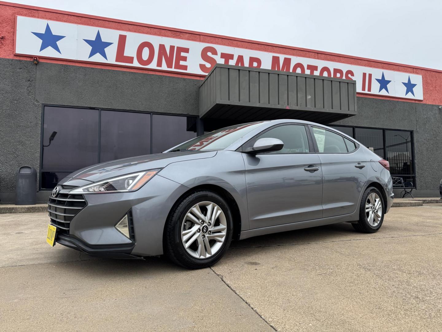 2019 GRAY HYUNDAI ELANTRA LIMITED; SEL (KMHD84LF2KU) , located at 5900 E. Lancaster Ave., Fort Worth, TX, 76112, (817) 457-5456, 0.000000, 0.000000 - Photo#0