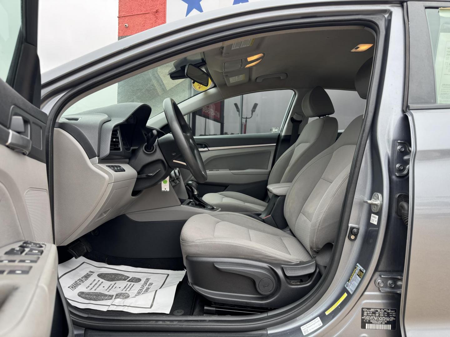 2019 GRAY HYUNDAI ELANTRA LIMITED; SEL (KMHD84LF2KU) , located at 5900 E. Lancaster Ave., Fort Worth, TX, 76112, (817) 457-5456, 0.000000, 0.000000 - Photo#9