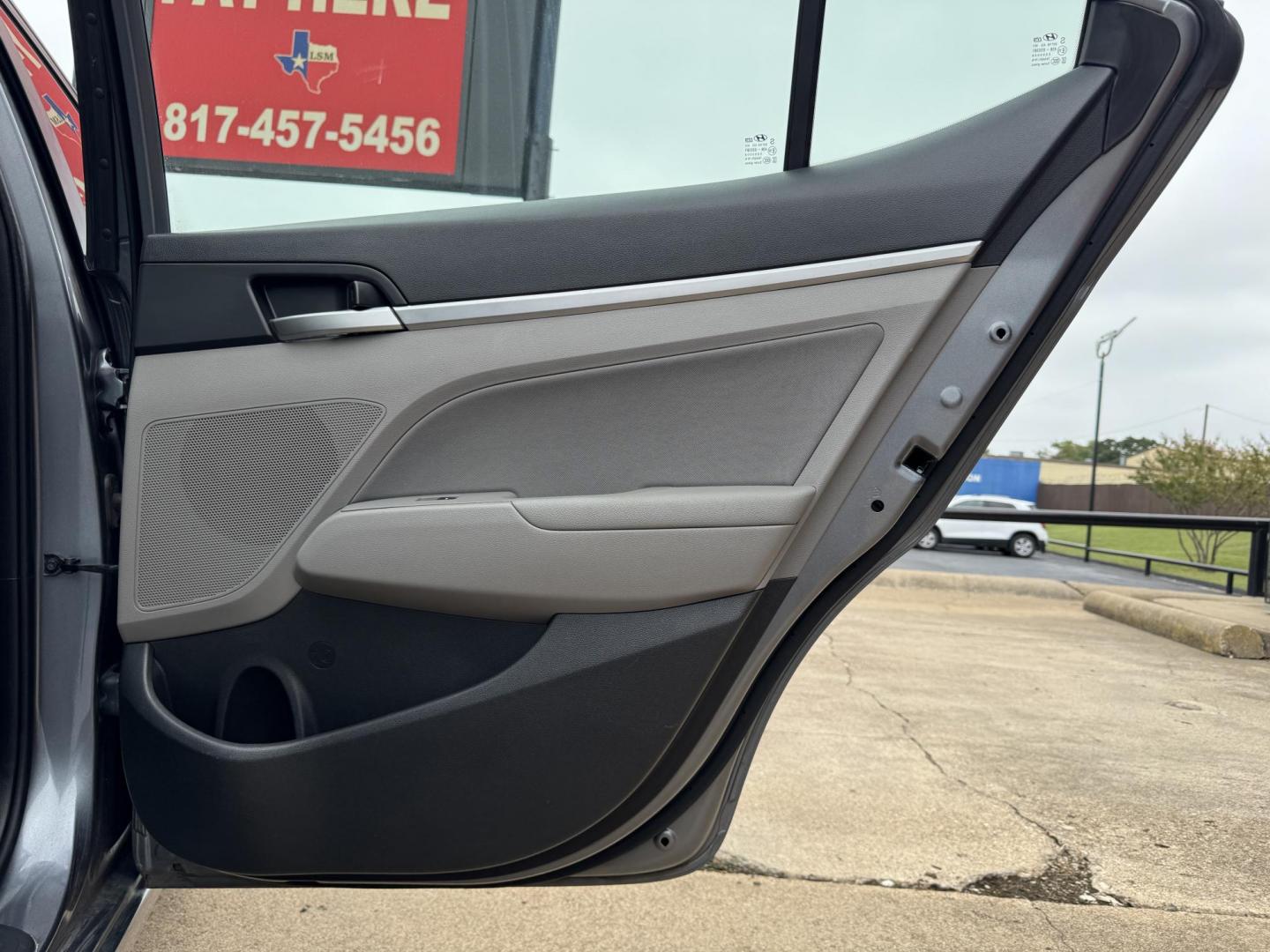 2019 GRAY HYUNDAI ELANTRA LIMITED; SEL (KMHD84LF2KU) , located at 5900 E. Lancaster Ave., Fort Worth, TX, 76112, (817) 457-5456, 0.000000, 0.000000 - Photo#13