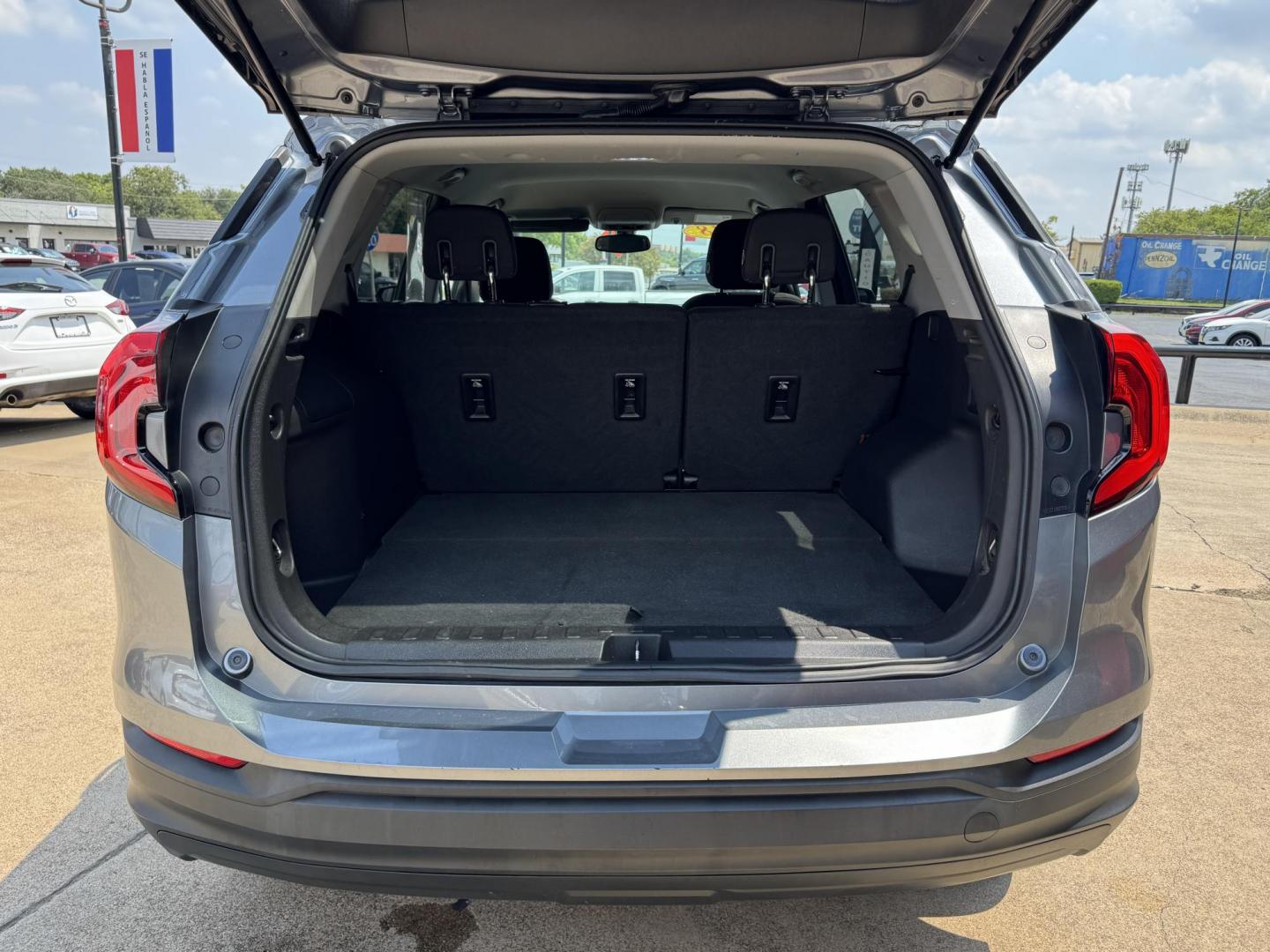 2018 GRAY /BLACK GMC TERRAIN SLE SLE (3GKALMEV3JL) with an 1.4L engine, 6-Speed Automatic transmission, located at 5900 E. Lancaster Ave., Fort Worth, TX, 76112, (817) 457-5456, 0.000000, 0.000000 - The 2018 GMC Terrain SLE features a 1.4L turbocharged 4-cylinder engine paired with a 6-speed automatic transmission and front-wheel drive, delivering 26 MPG city and 30 MPG highway. It seats 5 passengers and comes with a comfortable interior in premium cloth. This Terrain includes Android Auto, App - Photo#5