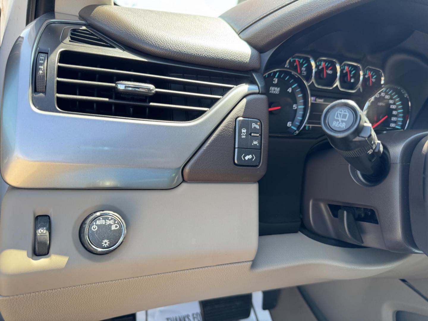2016 WHITE /TAN CHEVROLET SUBURBAN LS LS 2WD (1GNSCGKC2GR) with an 5.3L V8 OHV 16V engine, 6-Speed Automatic transmission, located at 5900 E. Lancaster Ave., Fort Worth, TX, 76112, (817) 457-5456, 0.000000, 0.000000 - 2016 Chevrolet Suburban LS 2WD This full-size SUV has everything you need for family or work. Equipped with a 5.3L V8 engine, 6-speed automatic, and towing up to 8,300 lbs., it balances power with efficiency at 16/23 MPG. Inside, enjoy seating for 8 with a 3rd row, premium cloth power seats, and du - Photo#8