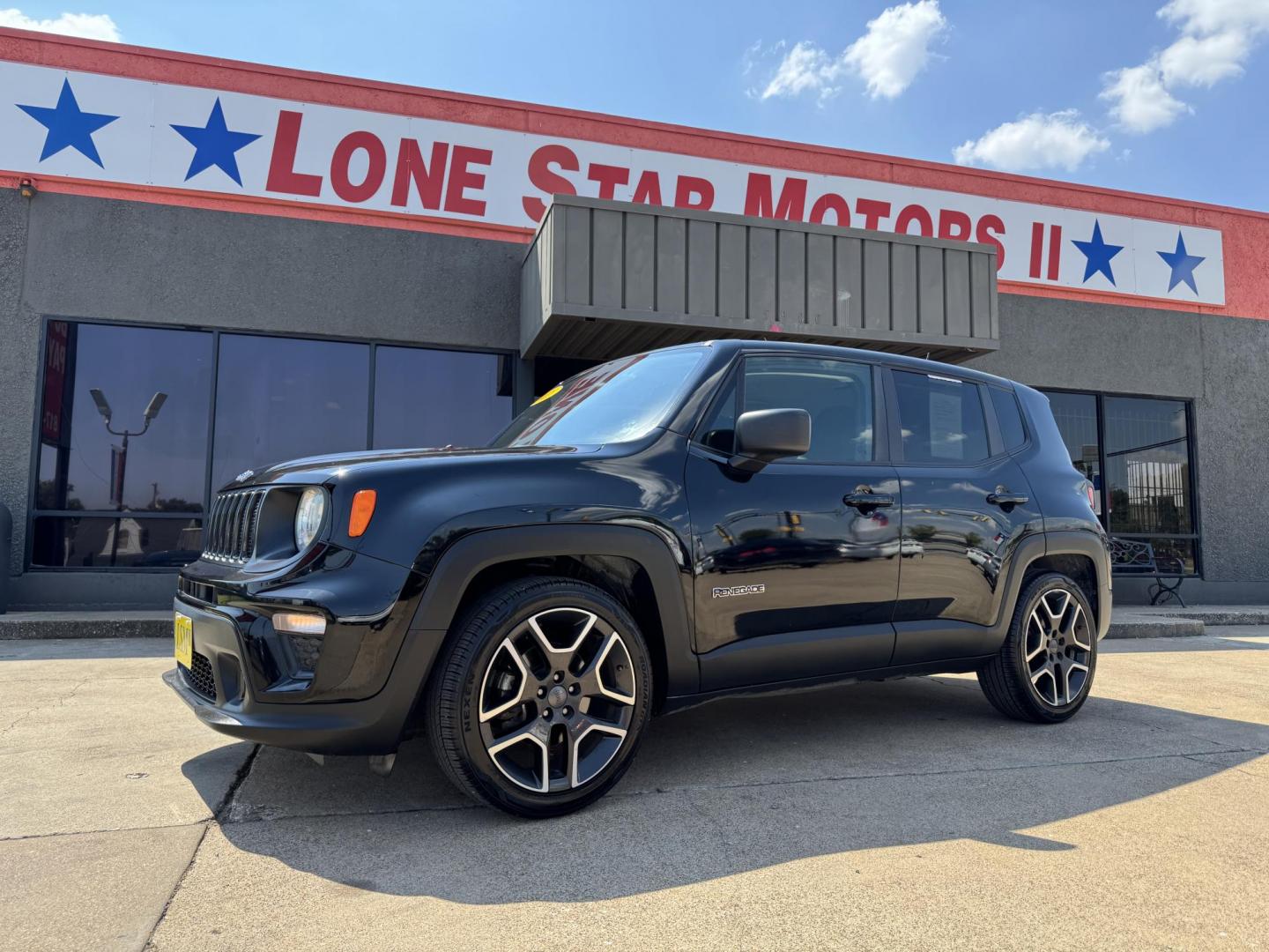 2021 BLACK /BLACK JEEP RENEGADE SPORT Jeepster (ZACNJCABXMP) with an 2.4L engine, 9-Speed Automatic transmission, located at 5900 E. Lancaster Ave., Fort Worth, TX, 76112, (817) 457-5456, 0.000000, 0.000000 - Powered by a 2.4L 4-cylinder engine with a 9-speed automatic transmission and front-wheel drive, this 2021 Jeep Renegade delivers an estimated 22 MPG city and 30 MPG highway. It seats up to 5 passengers and features lane assist, push-button start, backup camera, dual-zone climate control, hands-free - Photo#0