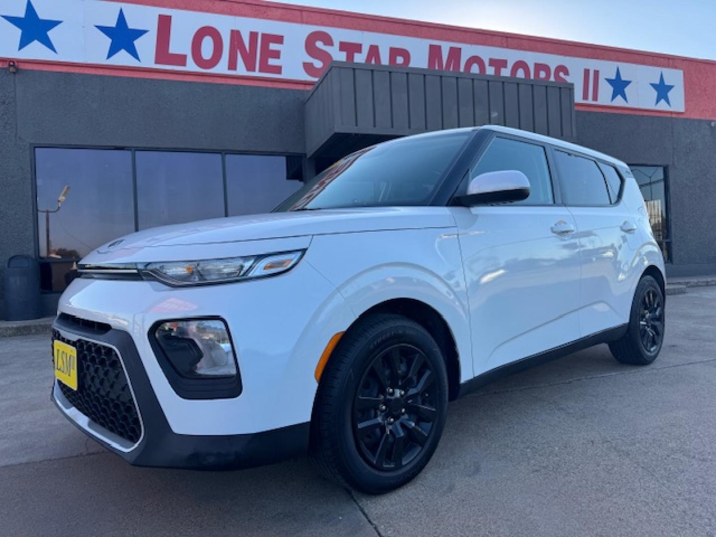 2020 WHITE KIA SOUL LX; S; X-LINE (KNDJ23AU4L7) , located at 5900 E. Lancaster Ave., Fort Worth, TX, 76112, (817) 457-5456, 0.000000, 0.000000 - Photo#0