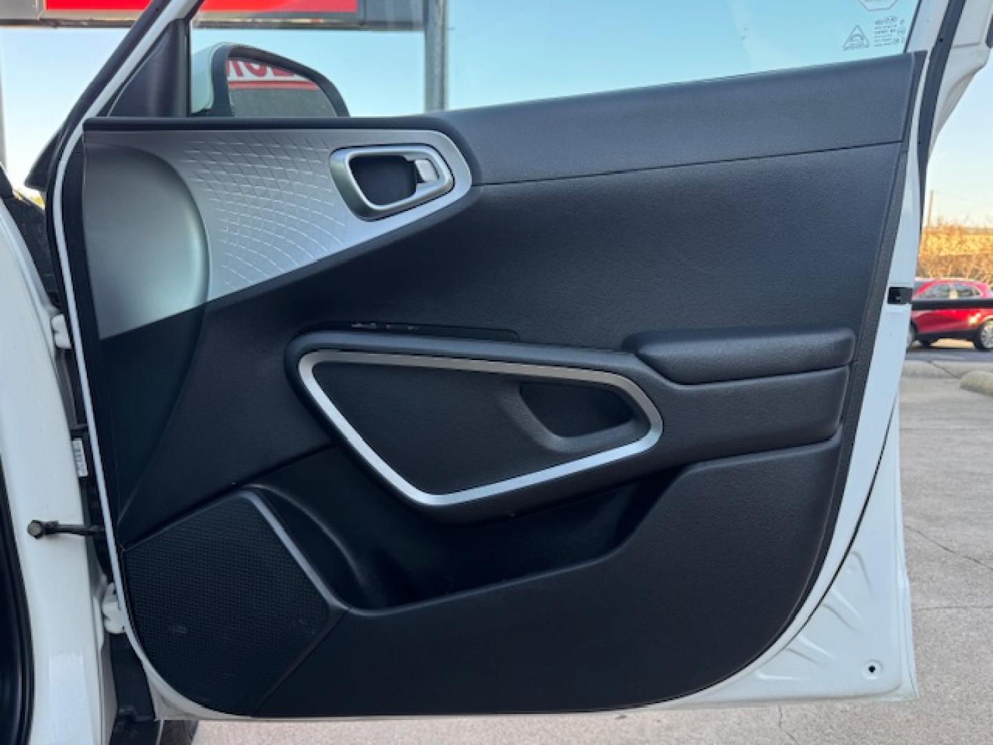 2020 WHITE KIA SOUL LX; S; X-LINE (KNDJ23AU4L7) , located at 5900 E. Lancaster Ave., Fort Worth, TX, 76112, (817) 457-5456, 0.000000, 0.000000 - Photo#17