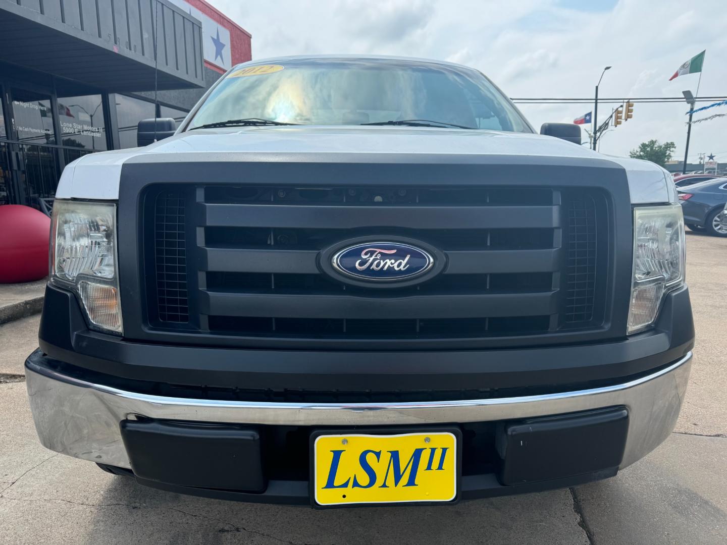 2012 WHITE FORD F-150 STX; XL; XLT; (1FTEX1CM0CF) , located at 5900 E. Lancaster Ave., Fort Worth, TX, 76112, (817) 457-5456, 0.000000, 0.000000 - This is a 2012 FORD F-150 STX, XLT, 4 DR SUPER CAB that is in excellent condition. The interior is clean with no rips or tears or stains. All power windows, door locks and seats. Ice cold AC for those hot Texas summer days. It is equipped with a CD player, AM/FM radio. It runs and drives like new. T - Photo#1