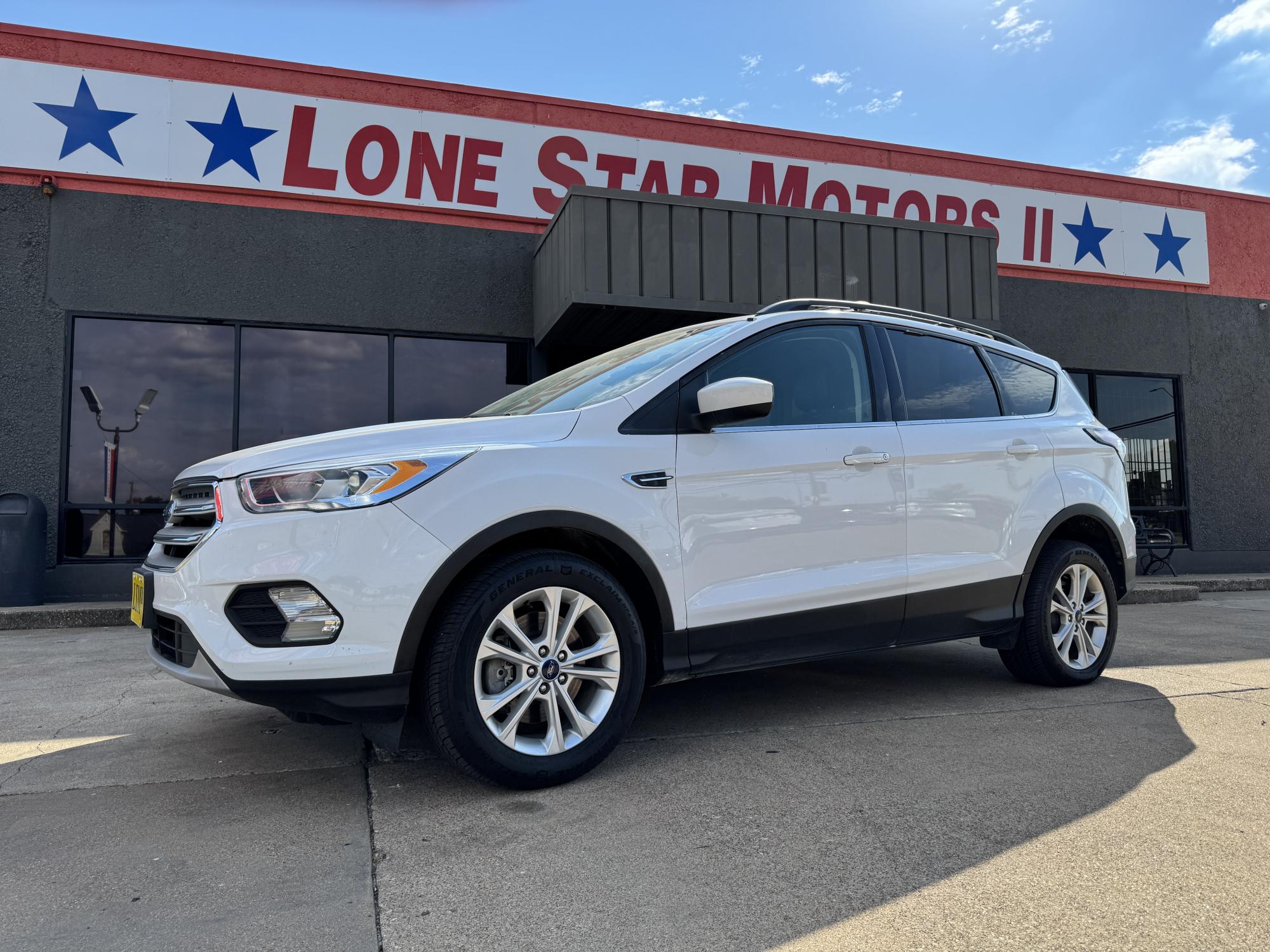 photo of 2018 FORD ESCAPE SEL 