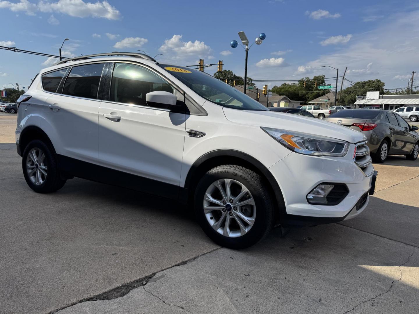2018 WHITE /BLACK FORD ESCAPE SEL (1FMCU9HD4JU) , located at 5900 E. Lancaster Ave., Fort Worth, TX, 76112, (817) 457-5456, 0.000000, 0.000000 - Photo#2