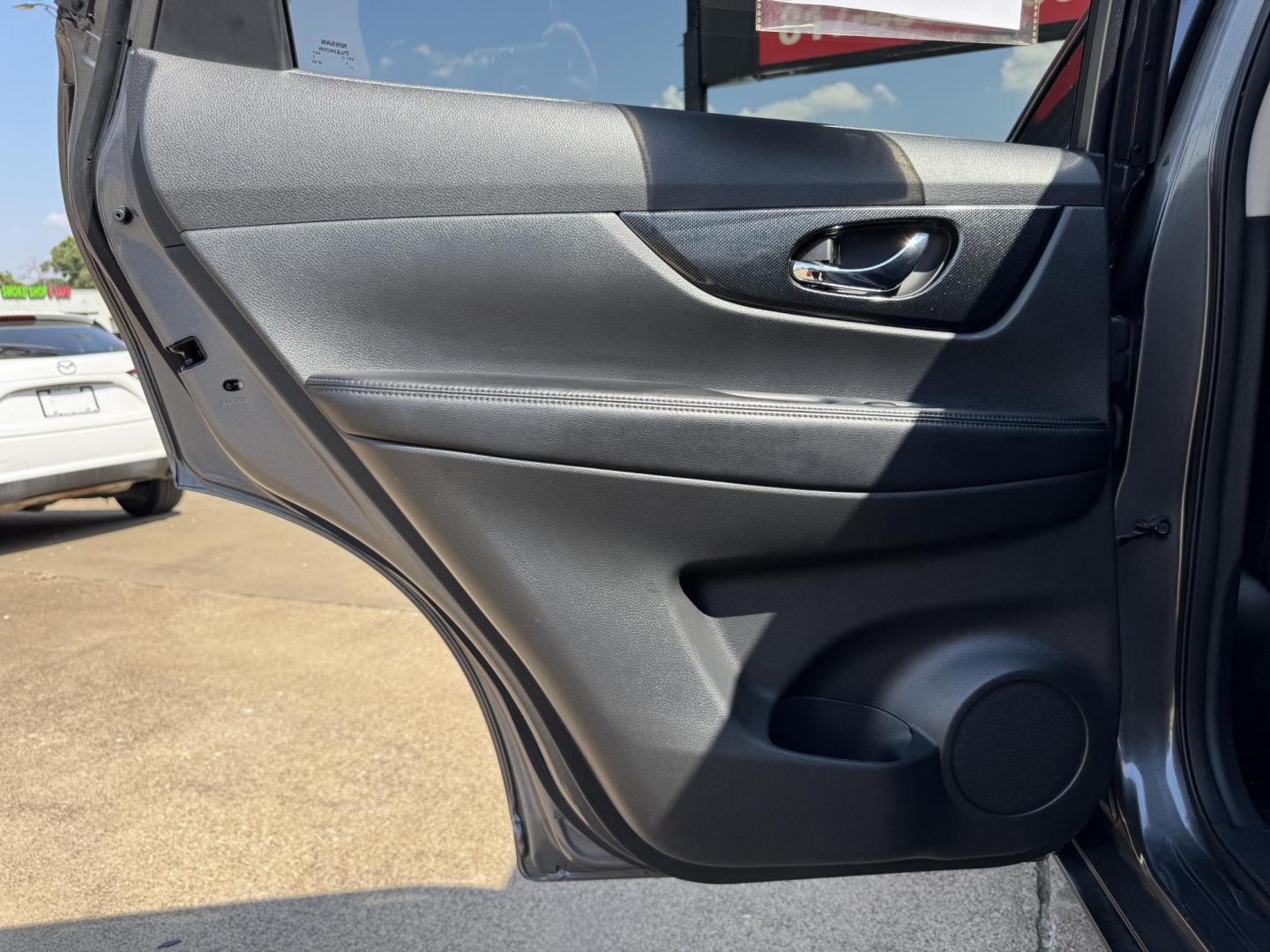 2015 BROWN /BLACK NISSAN ROGUE SL (5N1AT2MT9FC) with an 2.5L engine, CVT transmission, located at 5900 E. Lancaster Ave., Fort Worth, TX, 76112, (817) 457-5456, 0.000000, 0.000000 - The 2015 Nissan Rogue SL offers efficiency, comfort, and advanced tech. Powered by a 2.5L 4-cylinder engine with CVT, it delivers up to 33 MPG highway. Features include leather heated seats, moonroof, dual-zone climate control, navigation with satellite view, and a surround-view camera system with f - Photo#11