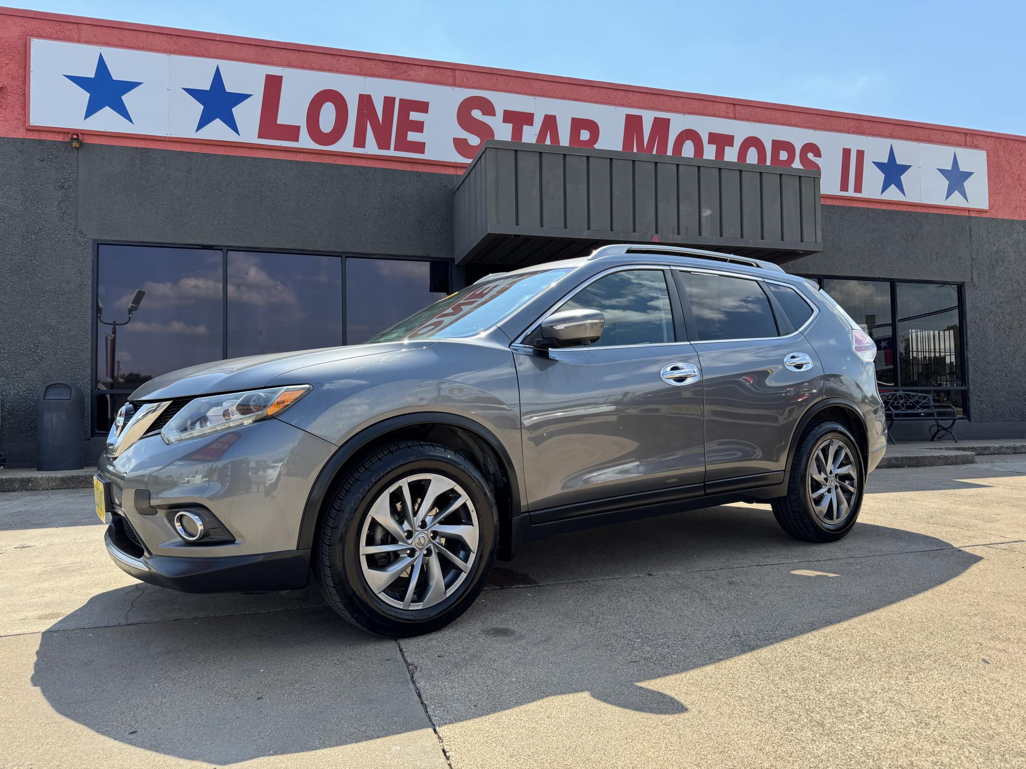photo of 2015 NISSAN ROGUE 