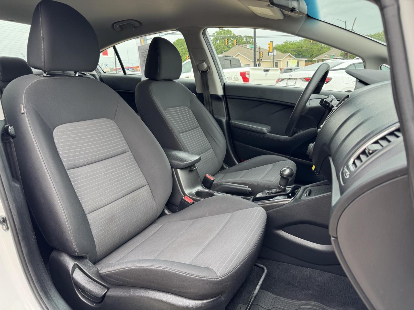 2018 WHITE /BLACK KIA FORTE LX; S LX (3KPFL4A70JE) with an 2.0L engine, 6-Speed Automatic transmission, located at 5900 E. Lancaster Ave., Fort Worth, TX, 76112, (817) 457-5456, 0.000000, 0.000000 - The 2018 Kia Forte LX combines efficiency and comfort with a 2.0L 4-cylinder engine, 6-speed automatic transmission, and impressive 29 city / 37 highway MPG. It seats five with spacious legroom and features a backup camera, phone connectivity, 4-wheel ABS disc brakes, and coil spring suspension. A r - Photo#17