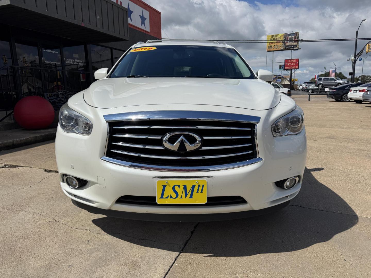 2015 WHITE /BLACK INFINITI QX60 BASE BASE AWD (5N1AL0MM5FC) with an 3.5L engine, CVT transmission, located at 5900 E. Lancaster Ave., Fort Worth, TX, 76112, (817) 457-5456, 0.000000, 0.000000 - The 2015 Infiniti QX60 AWD combines luxury and practicality with a 3.5L V6 engine and CVT transmission, offering 19 city / 26 highway MPG. This 7-passenger SUV is fully loaded with a sunroof, heated steering wheel, navigation, dual climate control, park assist, rear hatch button, third-row seating, - Photo#1