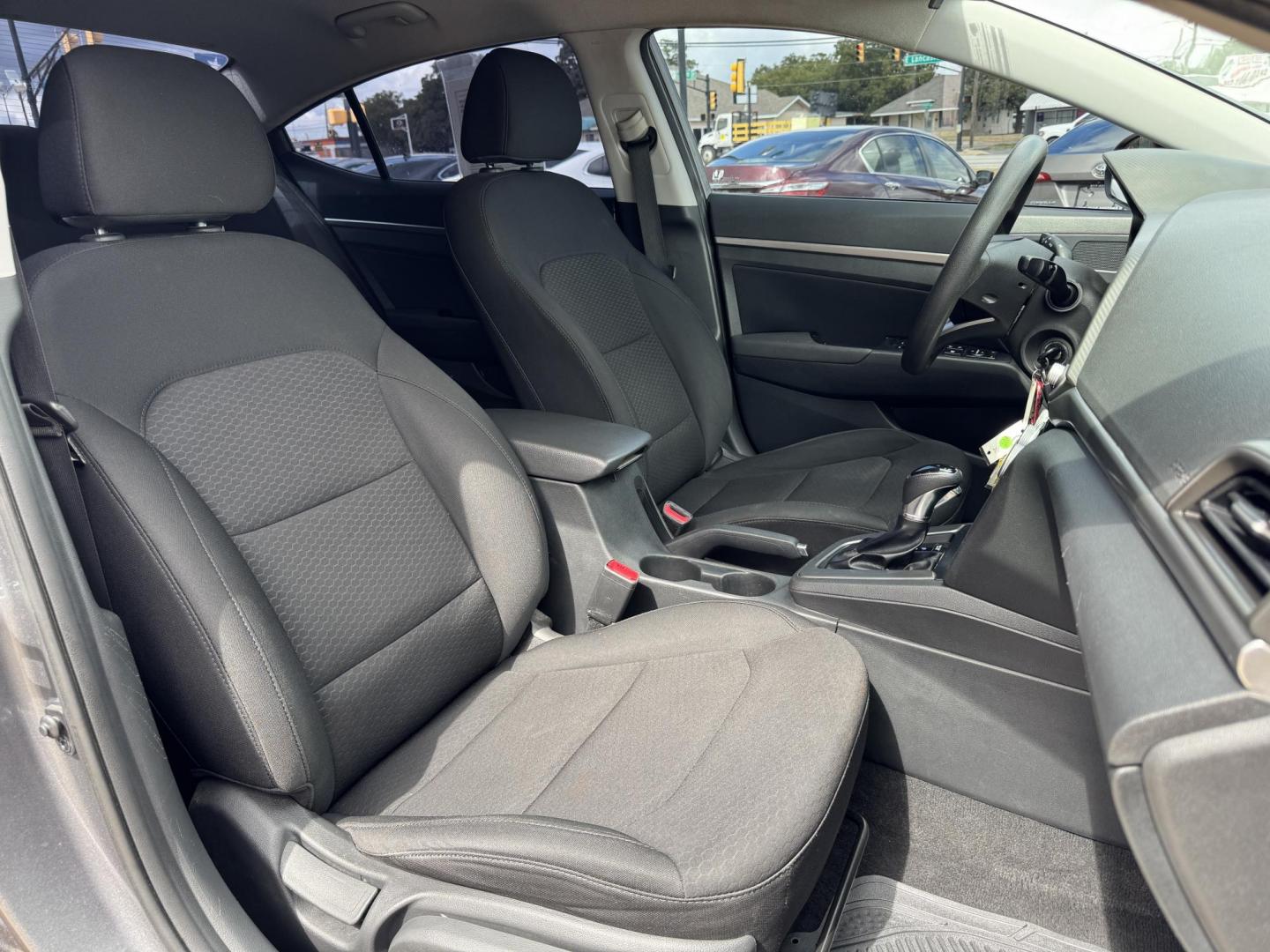2019 GRAY /BLACK HYUNDAI ELANTRA LIMITED; SEL LIMITED (5NPD84LF8KH) with an 1.5L engine, 6-Speed Automatic transmission, located at 5900 E. Lancaster Ave., Fort Worth, TX, 76112, (817) 457-5456, 0.000000, 0.000000 - The 2019 Hyundai Elantra Limited is a fuel-efficient FWD sedan with a 1.8L engine and 6-speed automatic transmission. Enjoy backup camera, lane assist, phone connectivity, cloth seats, and alloy wheels for a reliable, tech-ready ride. - Photo#16