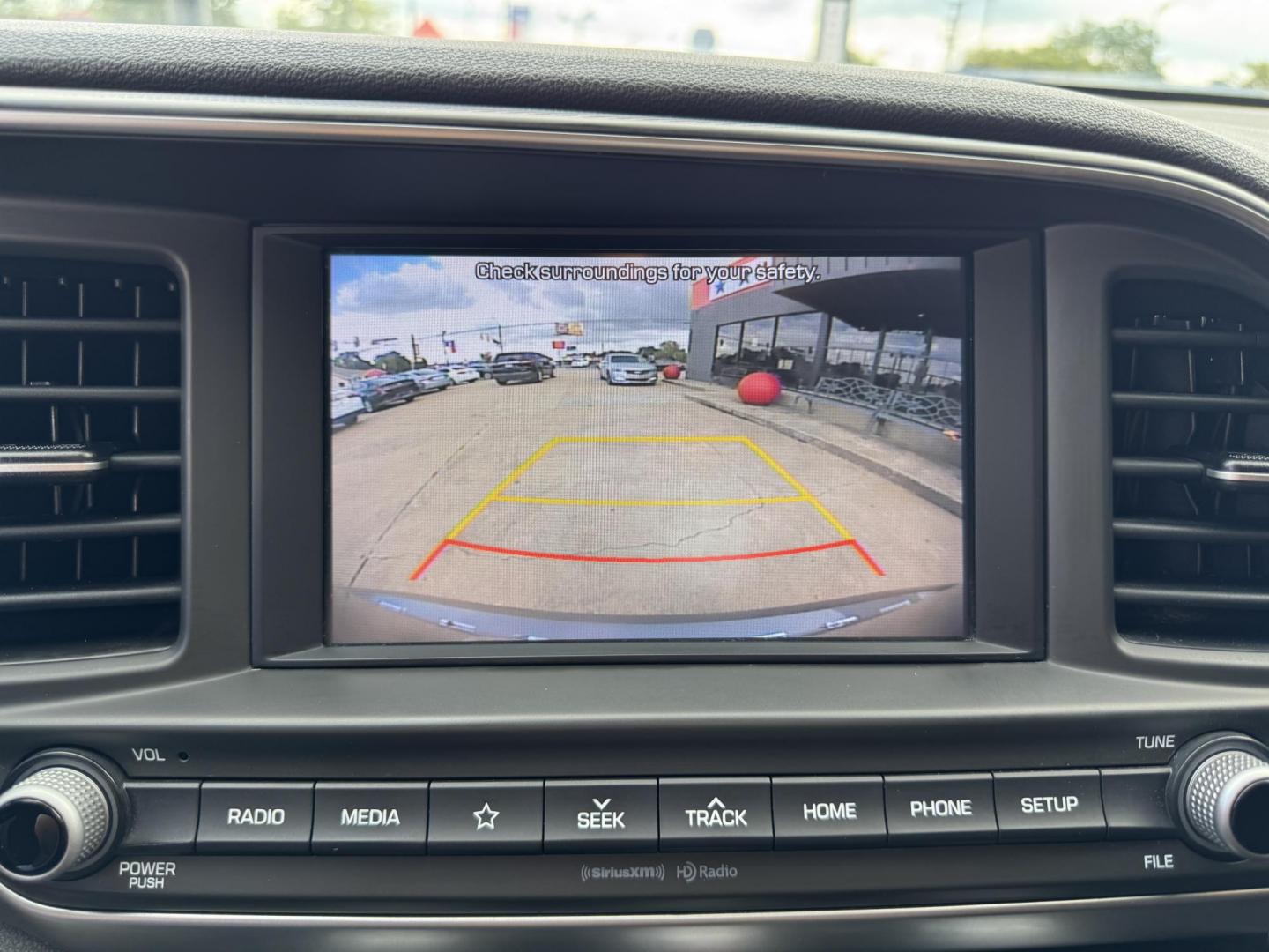 2019 GRAY /BLACK HYUNDAI ELANTRA LIMITED; SEL LIMITED (5NPD84LF8KH) with an 1.5L engine, 6-Speed Automatic transmission, located at 5900 E. Lancaster Ave., Fort Worth, TX, 76112, (817) 457-5456, 0.000000, 0.000000 - The 2019 Hyundai Elantra Limited is a fuel-efficient FWD sedan with a 1.8L engine and 6-speed automatic transmission. Enjoy backup camera, lane assist, phone connectivity, cloth seats, and alloy wheels for a reliable, tech-ready ride. - Photo#19