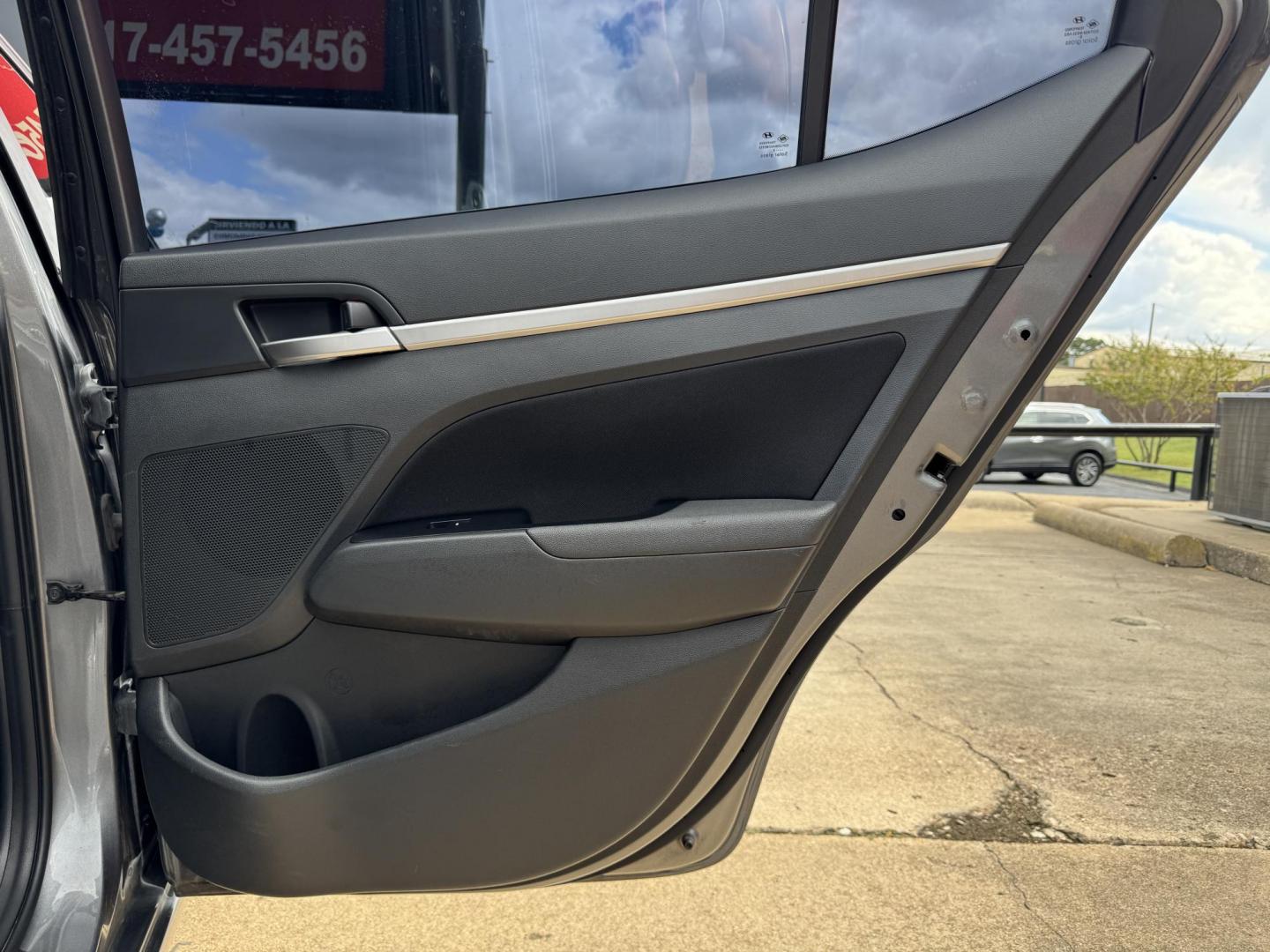 2019 GRAY /BLACK HYUNDAI ELANTRA LIMITED; SEL LIMITED (5NPD84LF8KH) with an 1.5L engine, 6-Speed Automatic transmission, located at 5900 E. Lancaster Ave., Fort Worth, TX, 76112, (817) 457-5456, 0.000000, 0.000000 - The 2019 Hyundai Elantra Limited is a fuel-efficient FWD sedan with a 1.8L engine and 6-speed automatic transmission. Enjoy backup camera, lane assist, phone connectivity, cloth seats, and alloy wheels for a reliable, tech-ready ride. - Photo#12