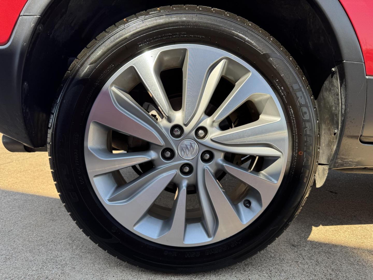 2018 RED /BLACK BUICK ENCORE PREFERRED Preferred (KL4CJASB9JB) with an 1.4L engine, 6-Speed Automatic transmission, located at 5900 E. Lancaster Ave., Fort Worth, TX, 76112, (817) 457-5456, 0.000000, 0.000000 - Photo#21