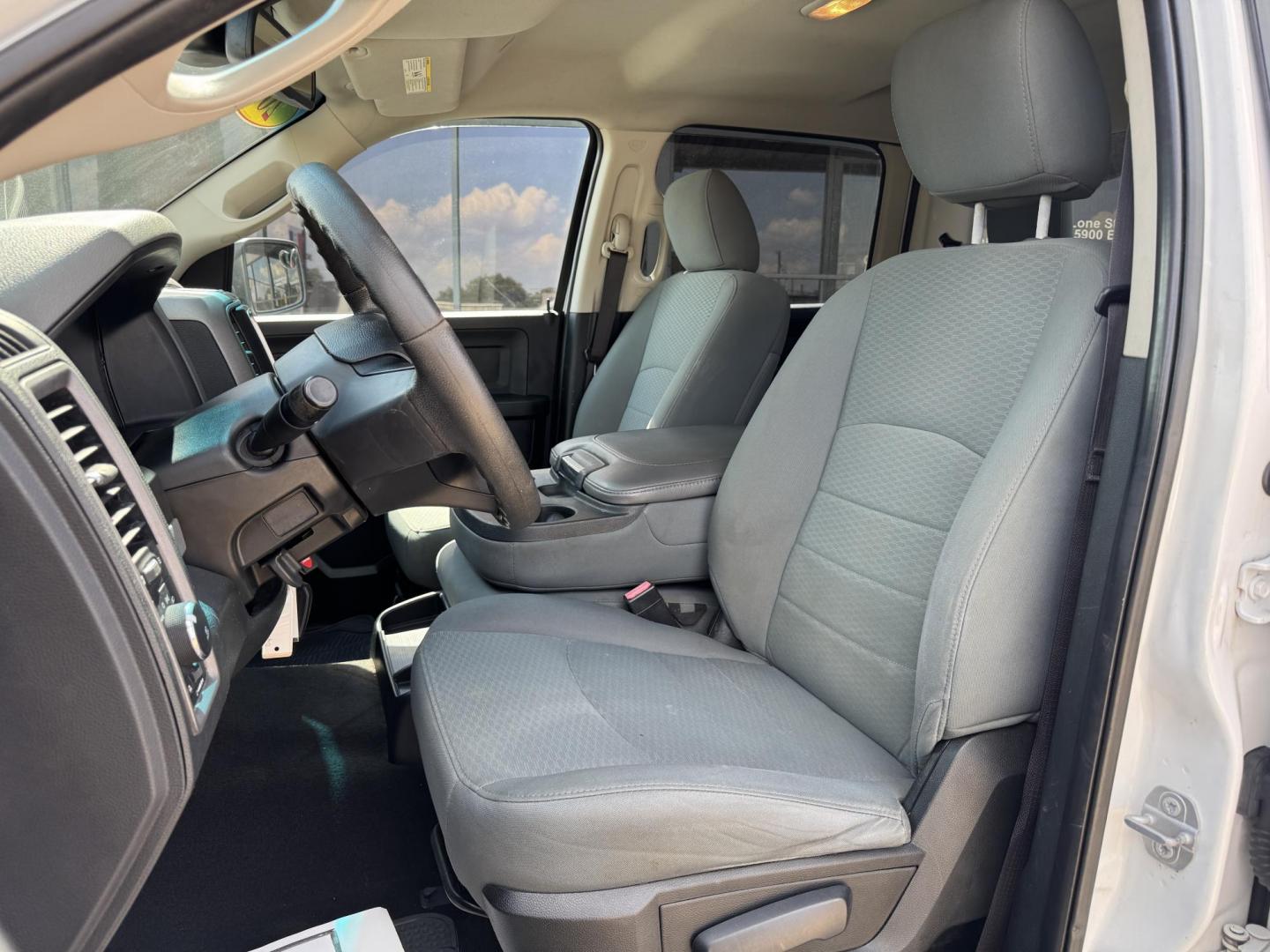 2018 WHITE /BLACK RAM 1500 EXPRESS; ST; TR (1C6RR6KG4JS) with an 3.6L engine, 8-Speed Automatic transmission, located at 5900 E. Lancaster Ave., Fort Worth, TX, 76112, (817) 457-5456, 0.000000, 0.000000 - Photo#9