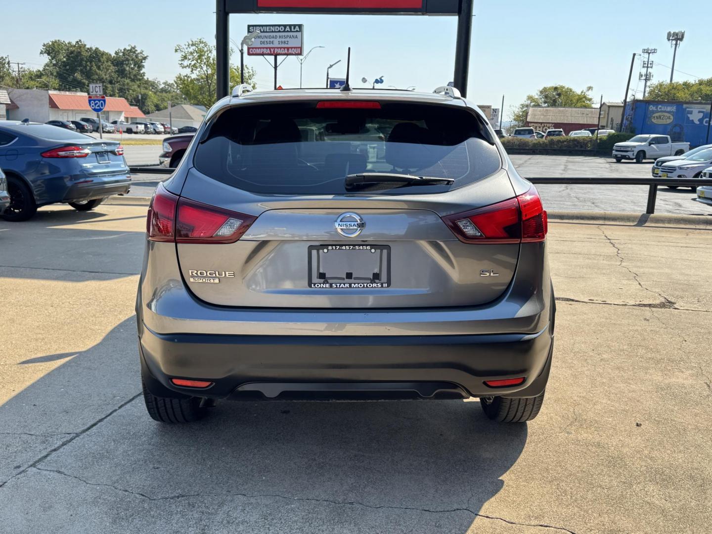 2017 GRAY /BLACK NISSAN ROGUE SPORT S; SL S (JN1BJ1CP5HW) with an 2.0L engine, CVT transmission, located at 5900 E. Lancaster Ave., Fort Worth, TX, 76112, (817) 457-5456, 0.000000, 0.000000 - Photo#4