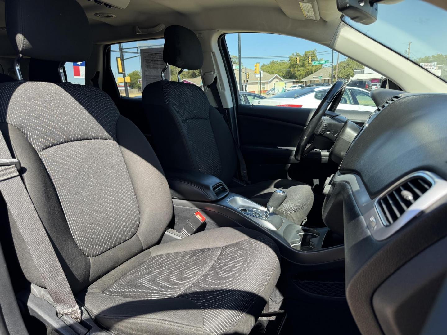 2020 SILVER DODGE JOURNEY SE (3C4PDCAB7LT) , located at 5900 E. Lancaster Ave., Fort Worth, TX, 76112, (817) 457-5456, 0.000000, 0.000000 - Photo#17