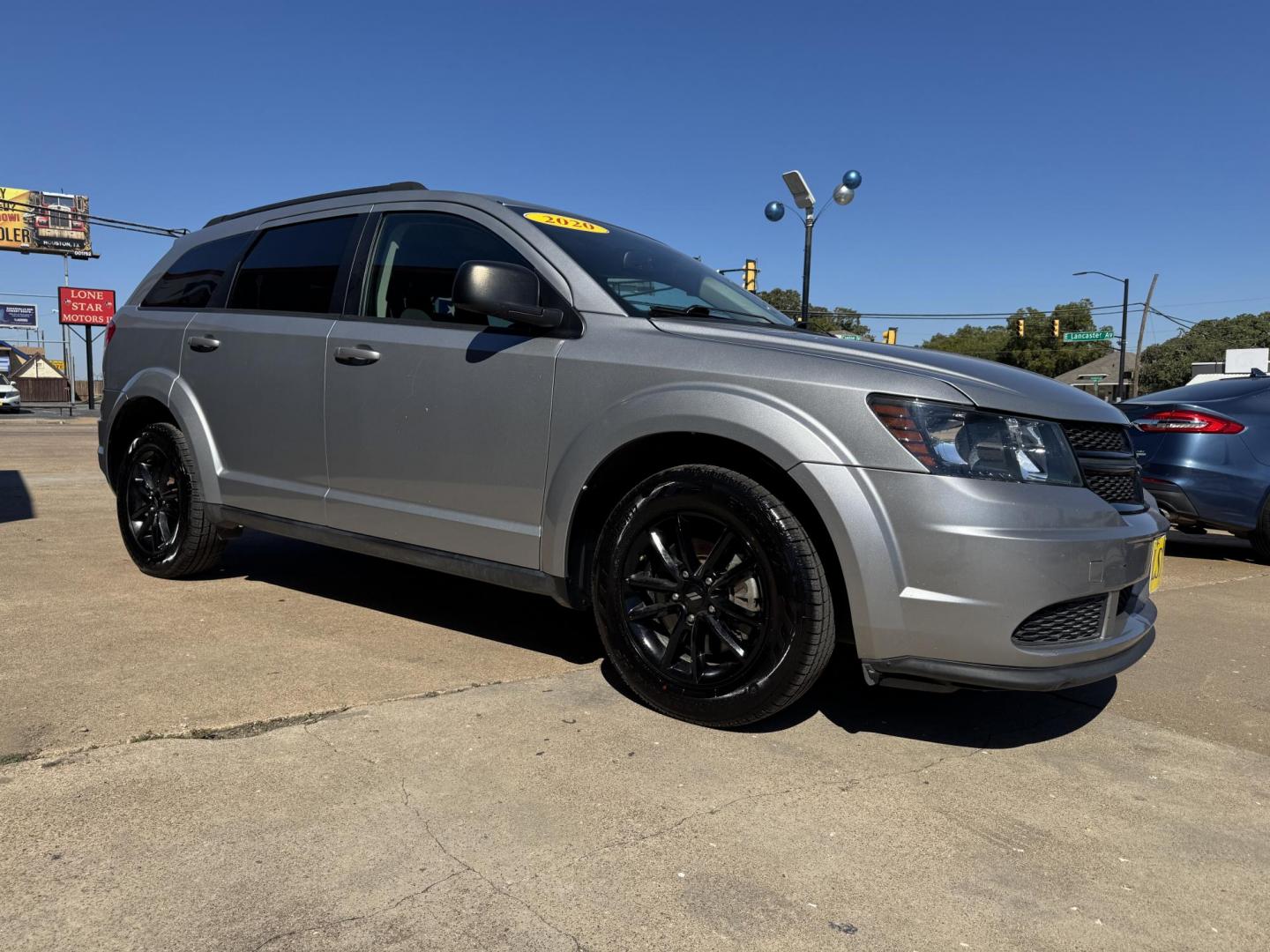 2020 SILVER DODGE JOURNEY SE (3C4PDCAB7LT) , located at 5900 E. Lancaster Ave., Fort Worth, TX, 76112, (817) 457-5456, 0.000000, 0.000000 - Photo#2