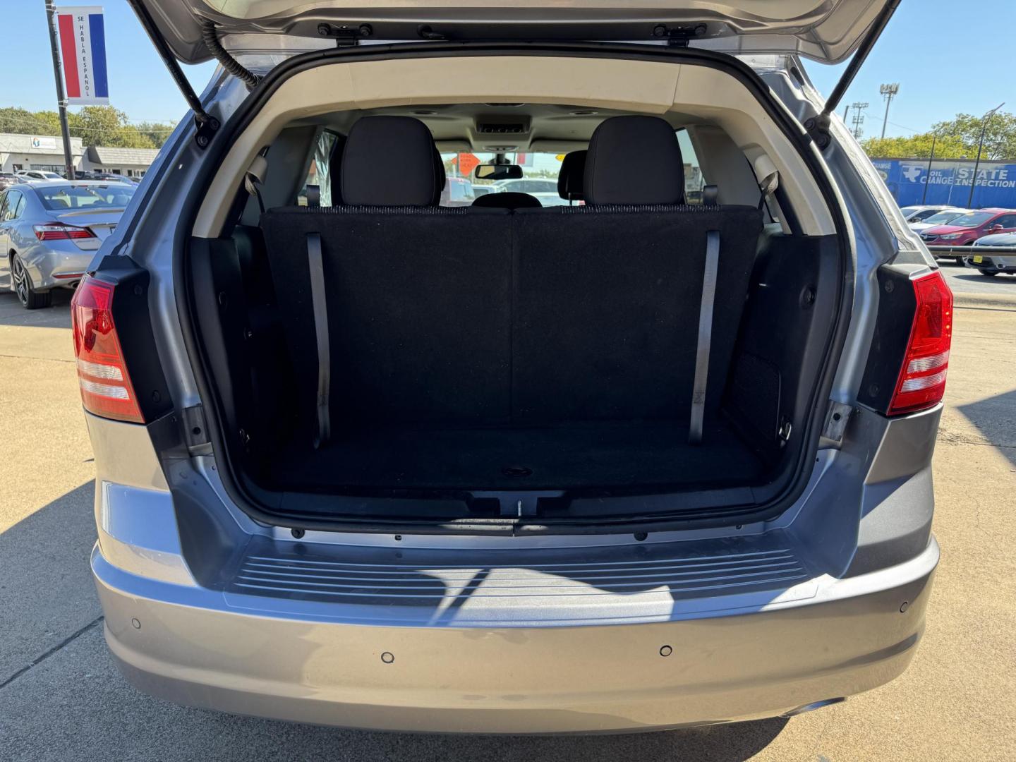 2020 SILVER DODGE JOURNEY SE (3C4PDCAB7LT) , located at 5900 E. Lancaster Ave., Fort Worth, TX, 76112, (817) 457-5456, 0.000000, 0.000000 - Photo#5