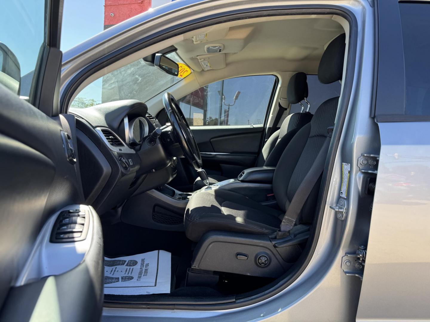 2020 SILVER DODGE JOURNEY SE (3C4PDCAB7LT) , located at 5900 E. Lancaster Ave., Fort Worth, TX, 76112, (817) 457-5456, 0.000000, 0.000000 - Photo#8