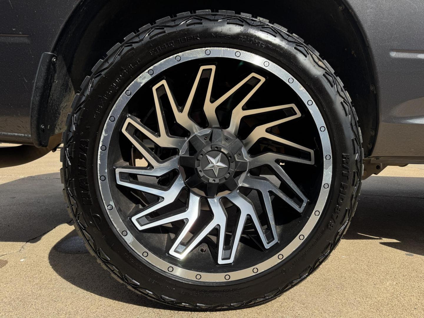 2019 GRAY /BLACK RAM 1500 CLASSIC EXPRESS (1C6RR6FG3KS) , located at 5900 E. Lancaster Ave., Fort Worth, TX, 76112, (817) 457-5456, 0.000000, 0.000000 - Photo#21