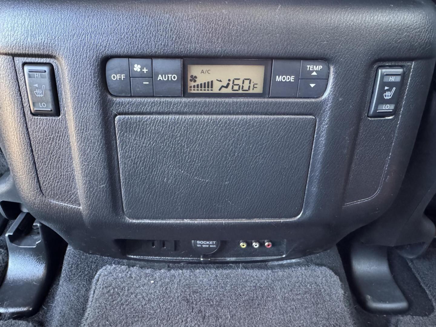 2014 GRAY /BLACK INFINITI QX80 BASE (JN8AZ2NF0E9) , located at 5900 E. Lancaster Ave., Fort Worth, TX, 76112, (817) 457-5456, 0.000000, 0.000000 - Photo#16