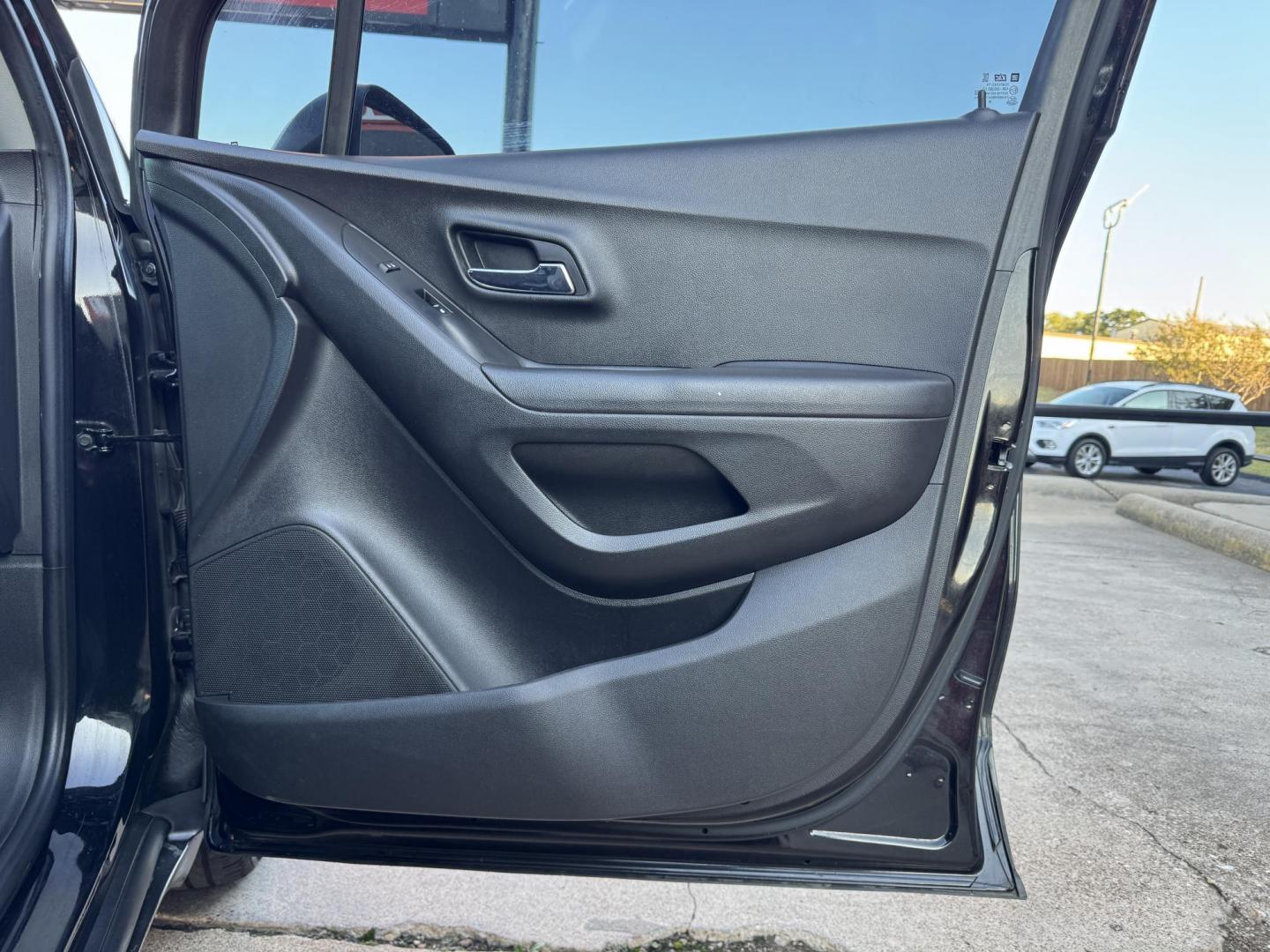 2019 BLACK CHEVROLET TRAX 1LT (KL7CJLSB3KB) , located at 5900 E. Lancaster Ave., Fort Worth, TX, 76112, (817) 457-5456, 0.000000, 0.000000 - Photo#14