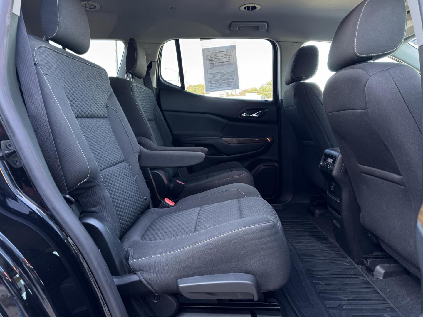 2017 BLACK GMC ACADIA SLE2 (1GKKNLLA3HZ) , located at 5900 E. Lancaster Ave., Fort Worth, TX, 76112, (817) 457-5456, 0.000000, 0.000000 - Photo#15