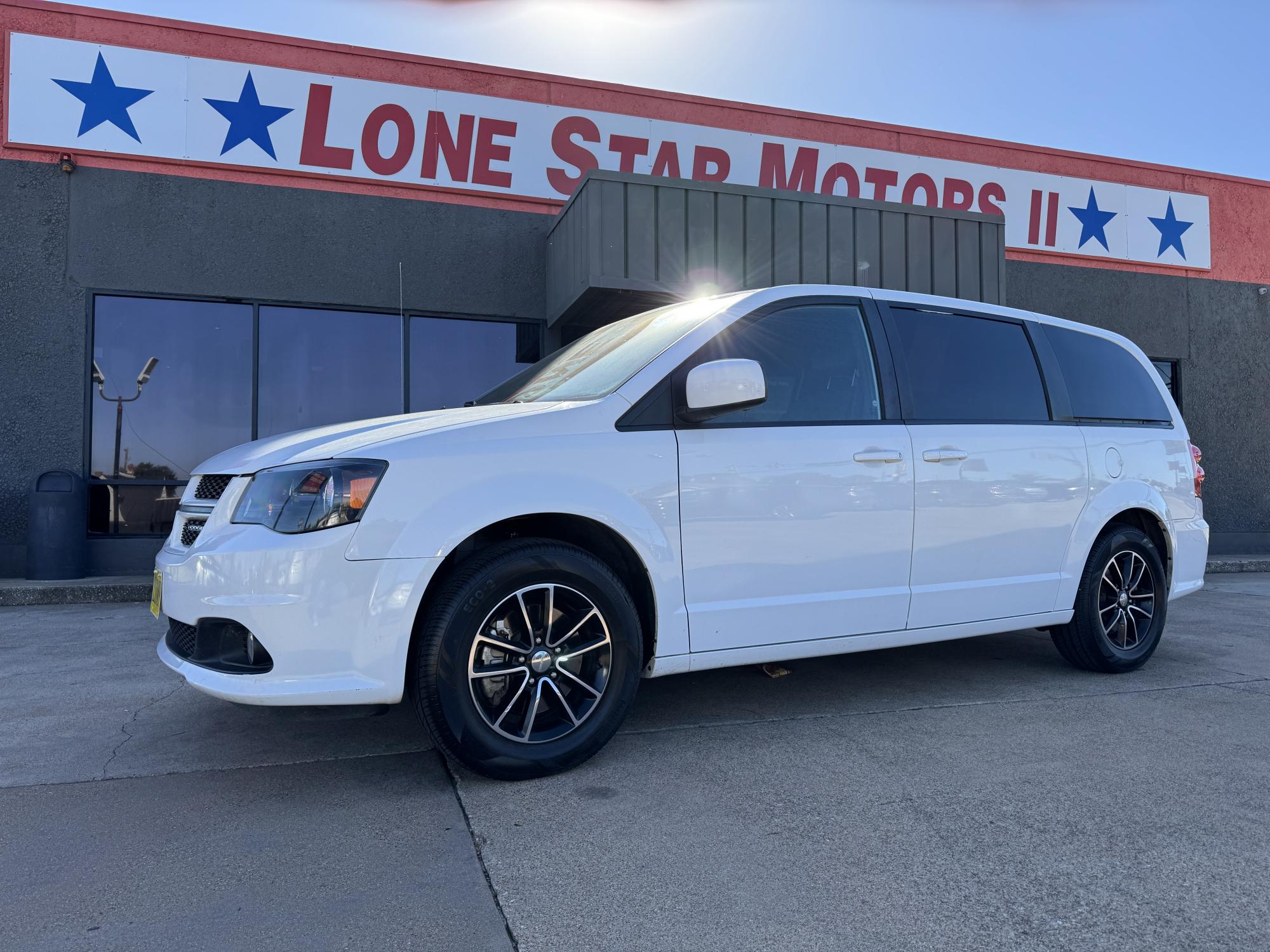 photo of 2019 DODGE GRAND CARAVAN GT 