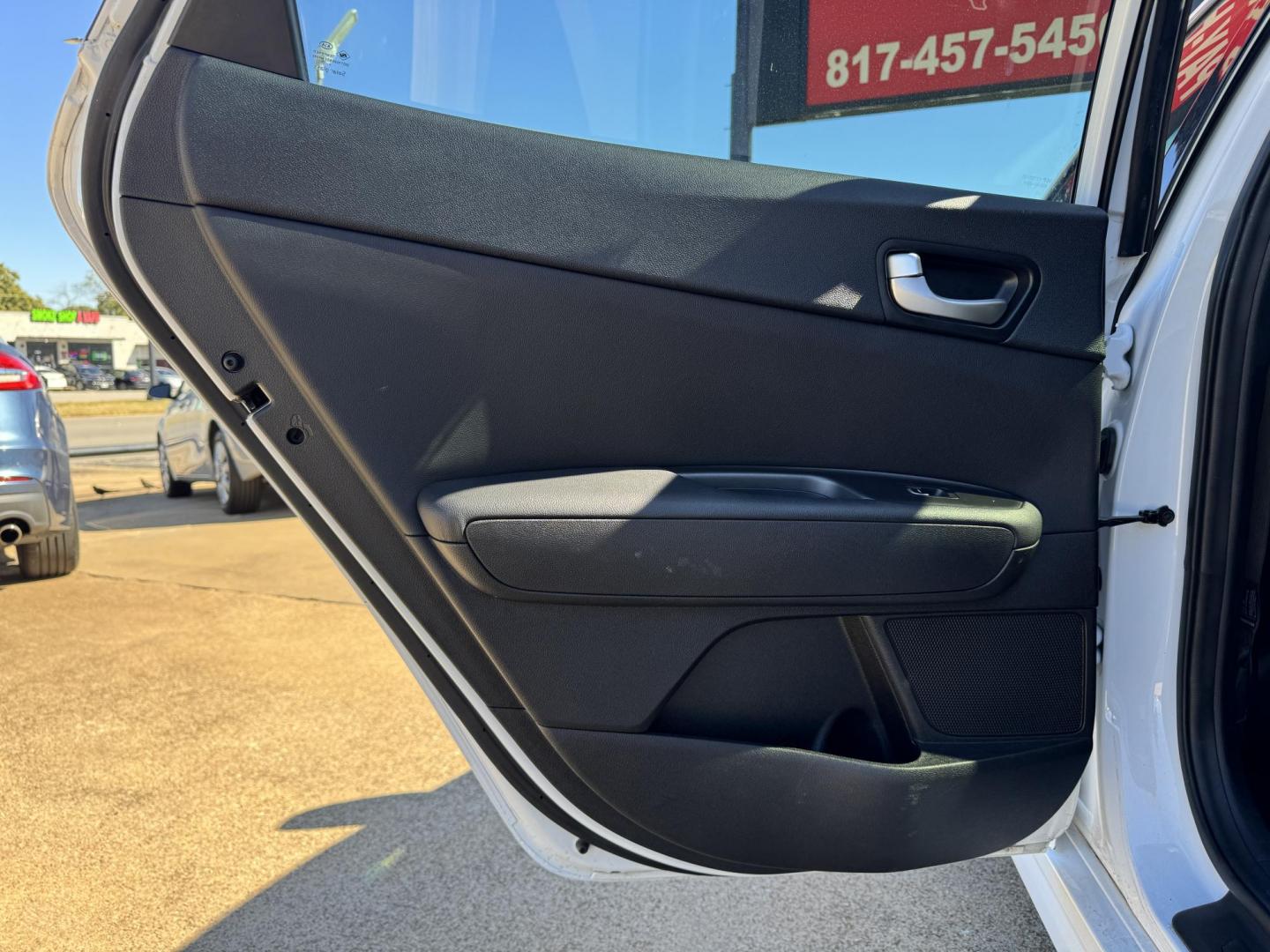 2018 WHITE KIA OPTIMA LX; S (5XXGT4L30JG) , located at 5900 E. Lancaster Ave., Fort Worth, TX, 76112, (817) 457-5456, 0.000000, 0.000000 - Photo#10