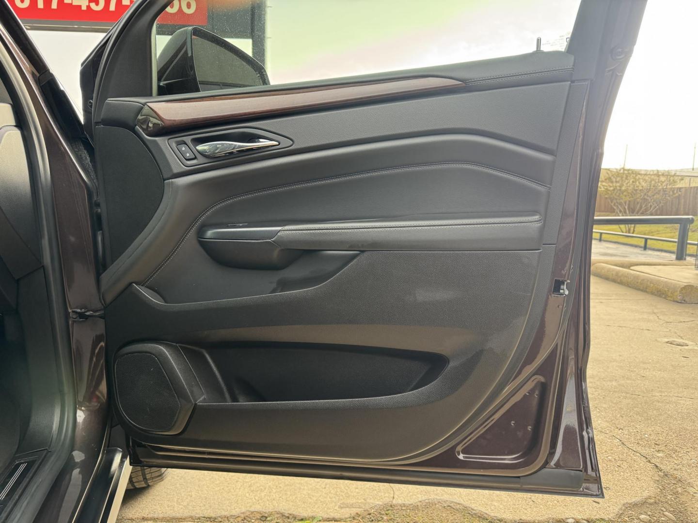 2015 BROWN CADILLAC SRX PERFORMANCE (3GYFNCE33FS) , located at 5900 E. Lancaster Ave., Fort Worth, TX, 76112, (817) 457-5456, 0.000000, 0.000000 - Photo#14