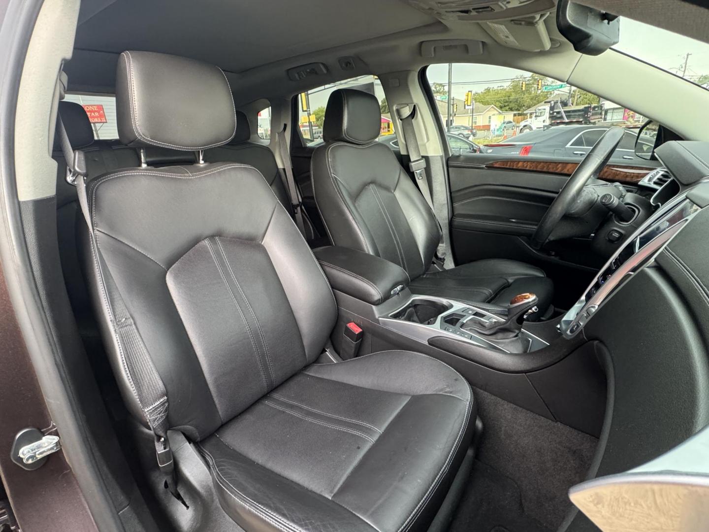 2015 BROWN CADILLAC SRX PERFORMANCE (3GYFNCE33FS) , located at 5900 E. Lancaster Ave., Fort Worth, TX, 76112, (817) 457-5456, 0.000000, 0.000000 - Photo#16