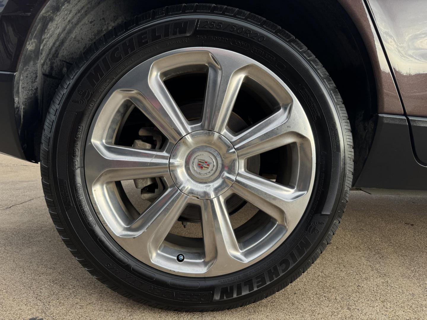 2015 BROWN CADILLAC SRX PERFORMANCE (3GYFNCE33FS) , located at 5900 E. Lancaster Ave., Fort Worth, TX, 76112, (817) 457-5456, 0.000000, 0.000000 - Photo#21