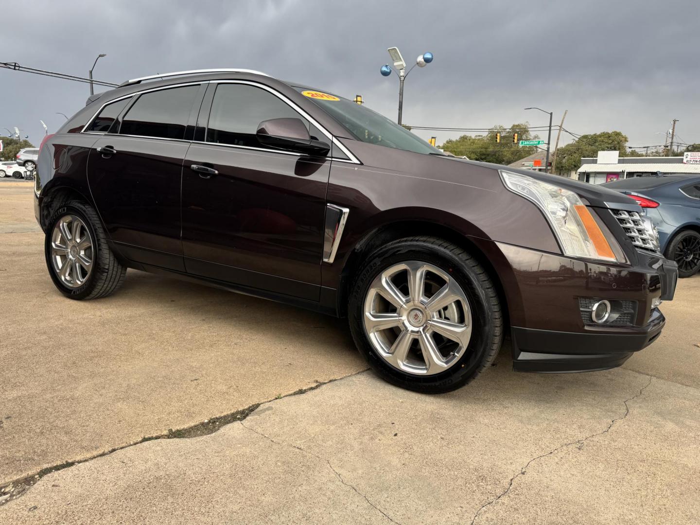 2015 BROWN CADILLAC SRX PERFORMANCE (3GYFNCE33FS) , located at 5900 E. Lancaster Ave., Fort Worth, TX, 76112, (817) 457-5456, 0.000000, 0.000000 - Photo#2