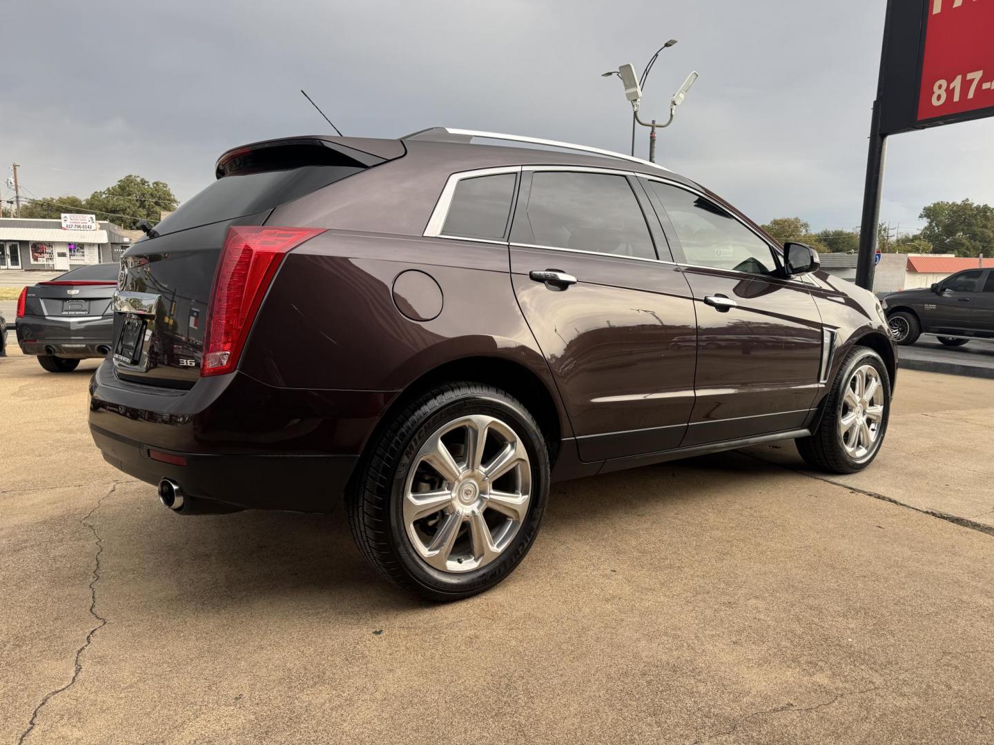 2015 BROWN CADILLAC SRX PERFORMANCE (3GYFNCE33FS) , located at 5900 E. Lancaster Ave., Fort Worth, TX, 76112, (817) 457-5456, 0.000000, 0.000000 - Photo#3